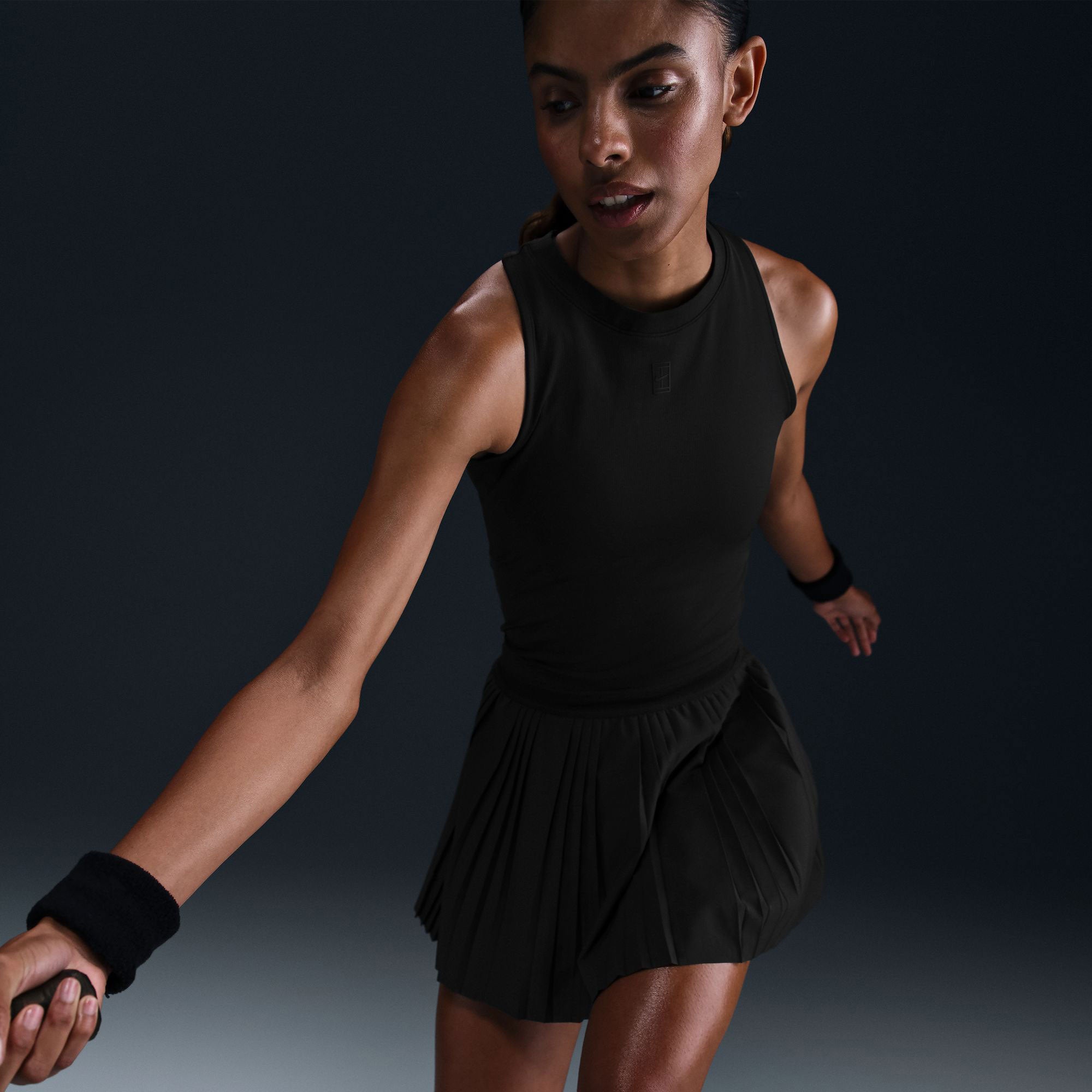 NikeCourt Advantage Women's Dri-FIT High-Waisted Pleated Tennis Skirt - Black (5)