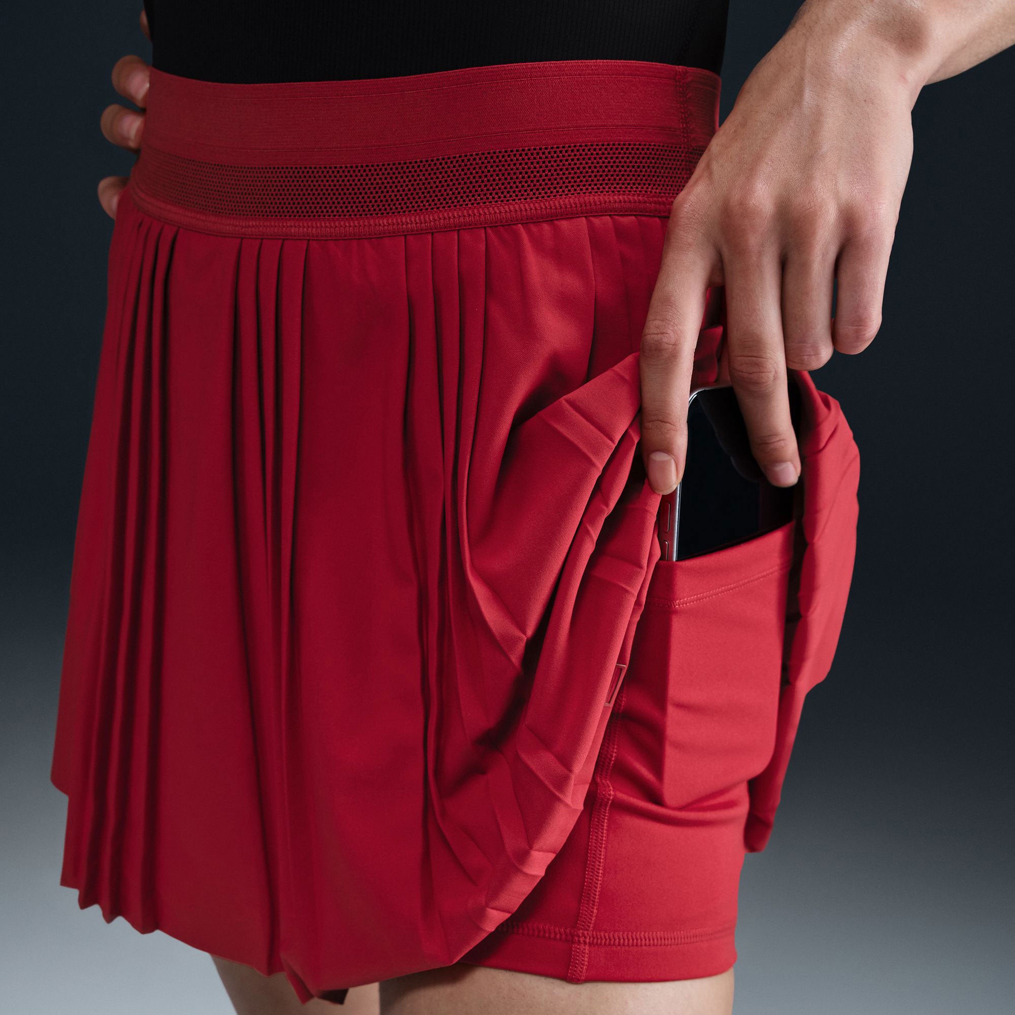 NikeCourt Advantage Women's Dri-FIT High-Waisted Pleated Tennis Skirt - Red (7)