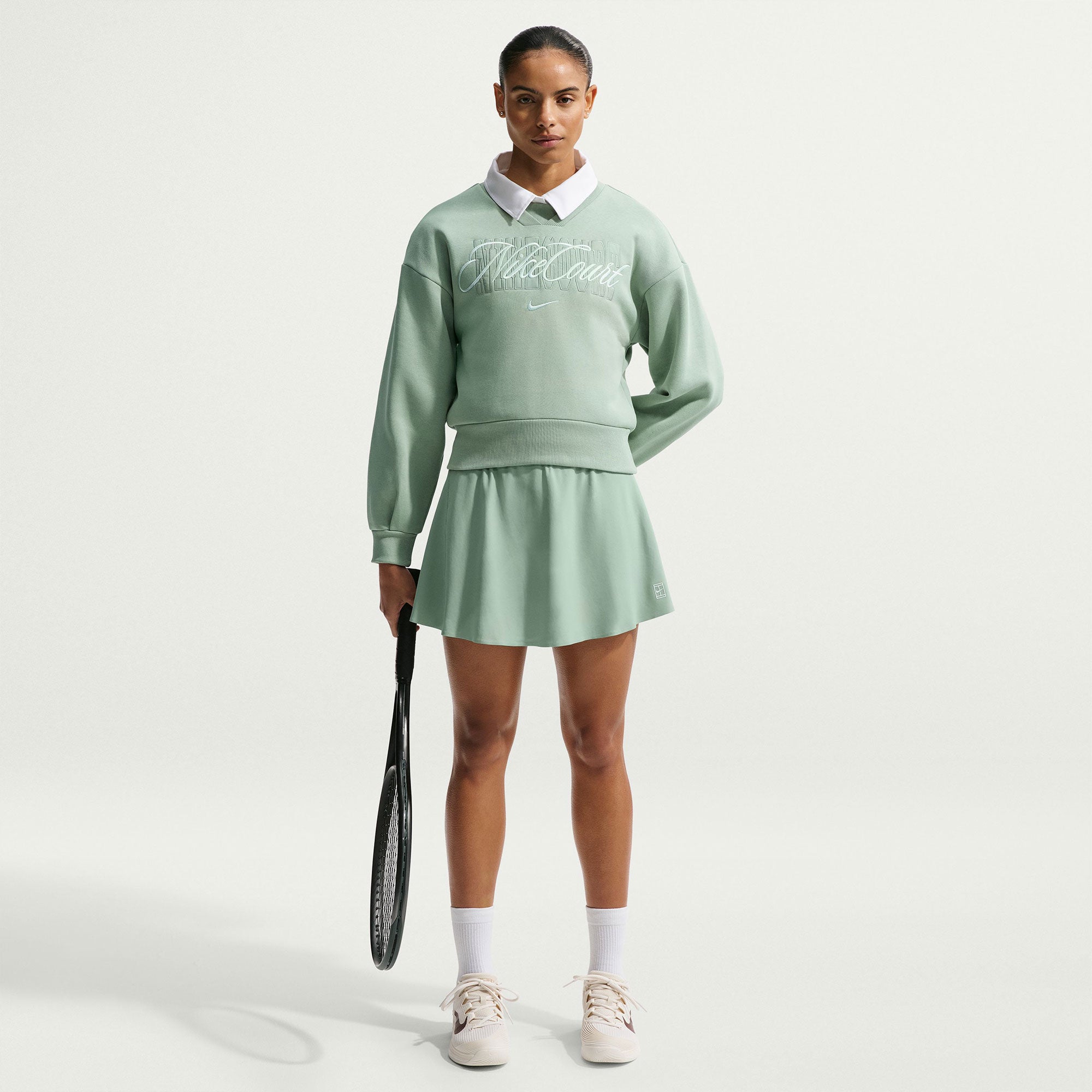 NikeCourt Advantage Women's Dri-FIT High-Waisted Regular Tennis Skirt - Green (1)
