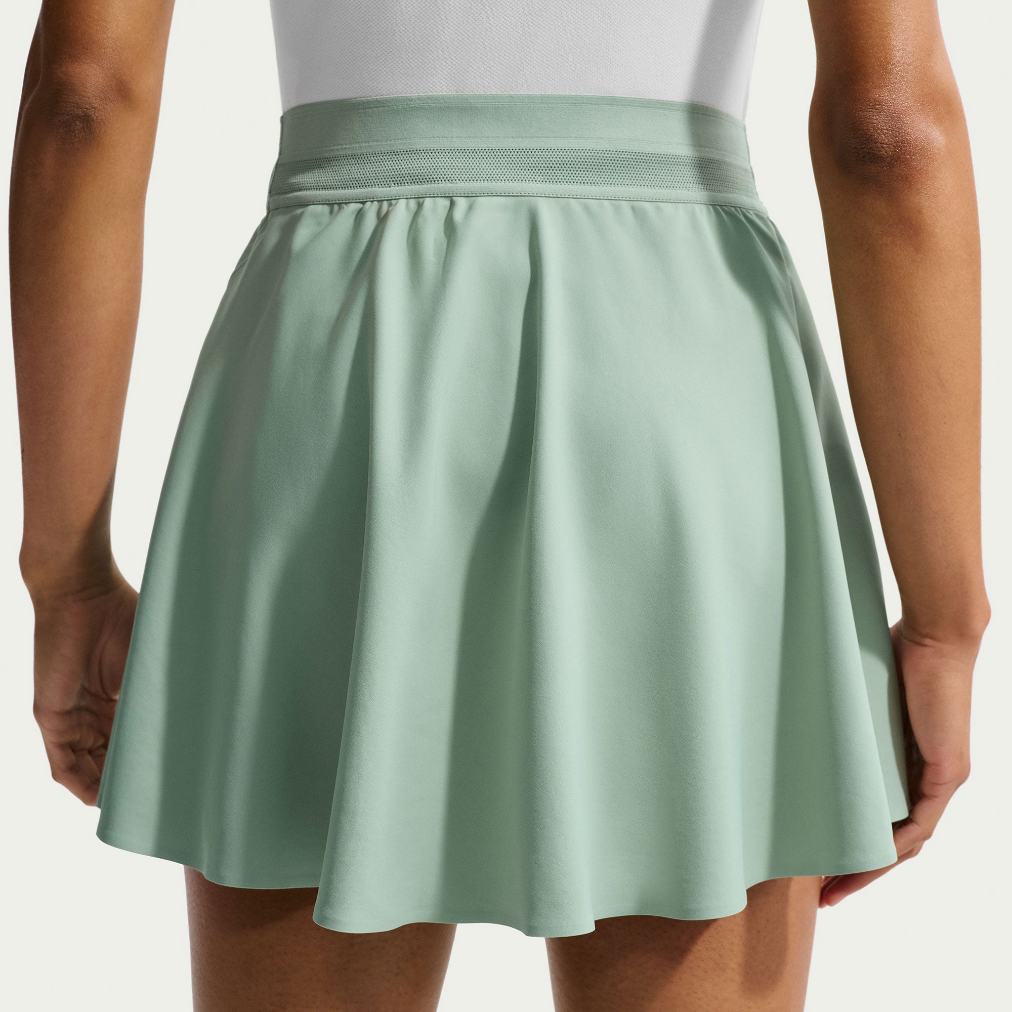 NikeCourt Advantage Women's Dri-FIT High-Waisted Regular Tennis Skirt - Green (3)