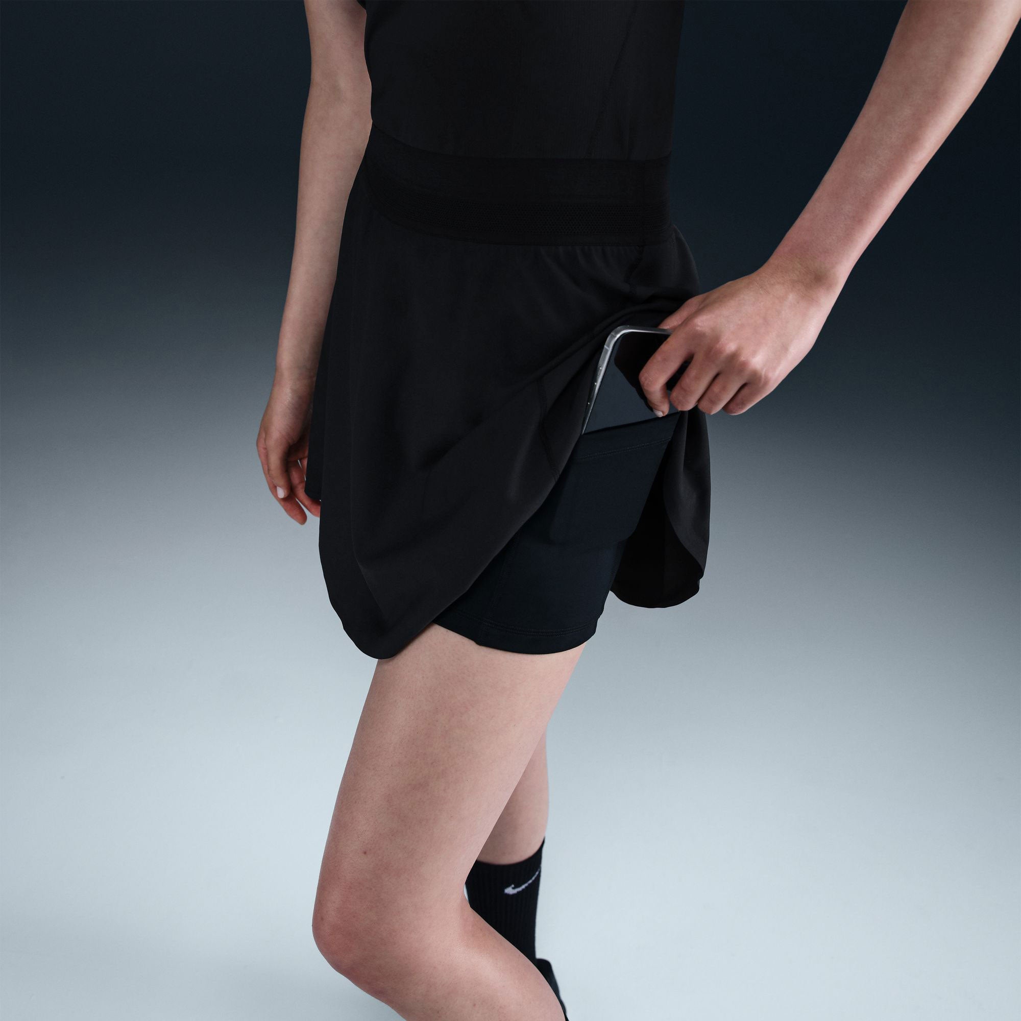 ThreeH Sportrok met hoge taille, geplooid, voor dames, training, sneldrogend, tennisrok met shorts voor de zomer, zwart ThreeH Sportrok met hoge taille, geplooid, voor dames, training, sneldrogend, tennisrok met shorts voor de zomer, zwart
