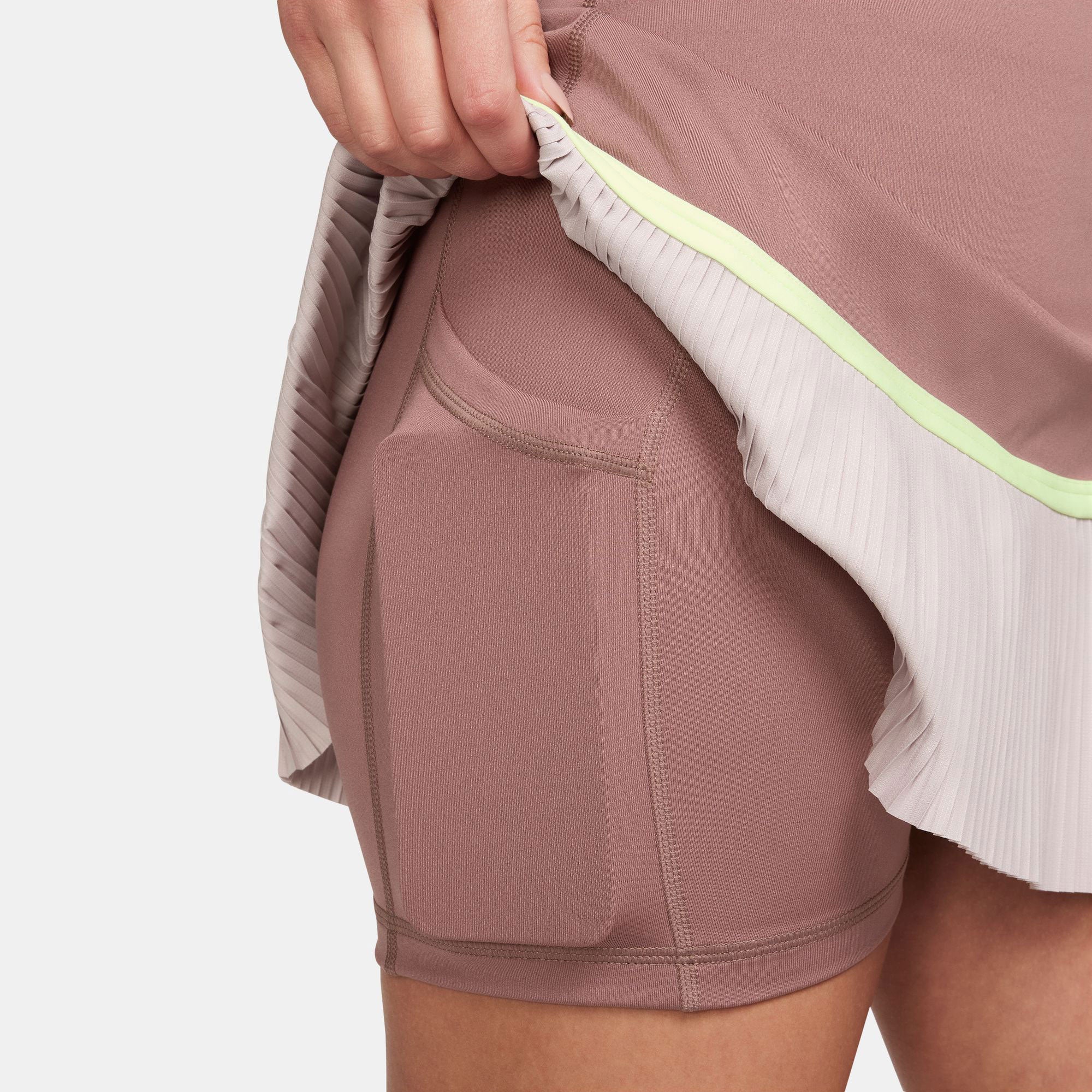 NikeCourt Advantage Women's Dri-FIT Pleated Tennis Skirt - Brown (6)