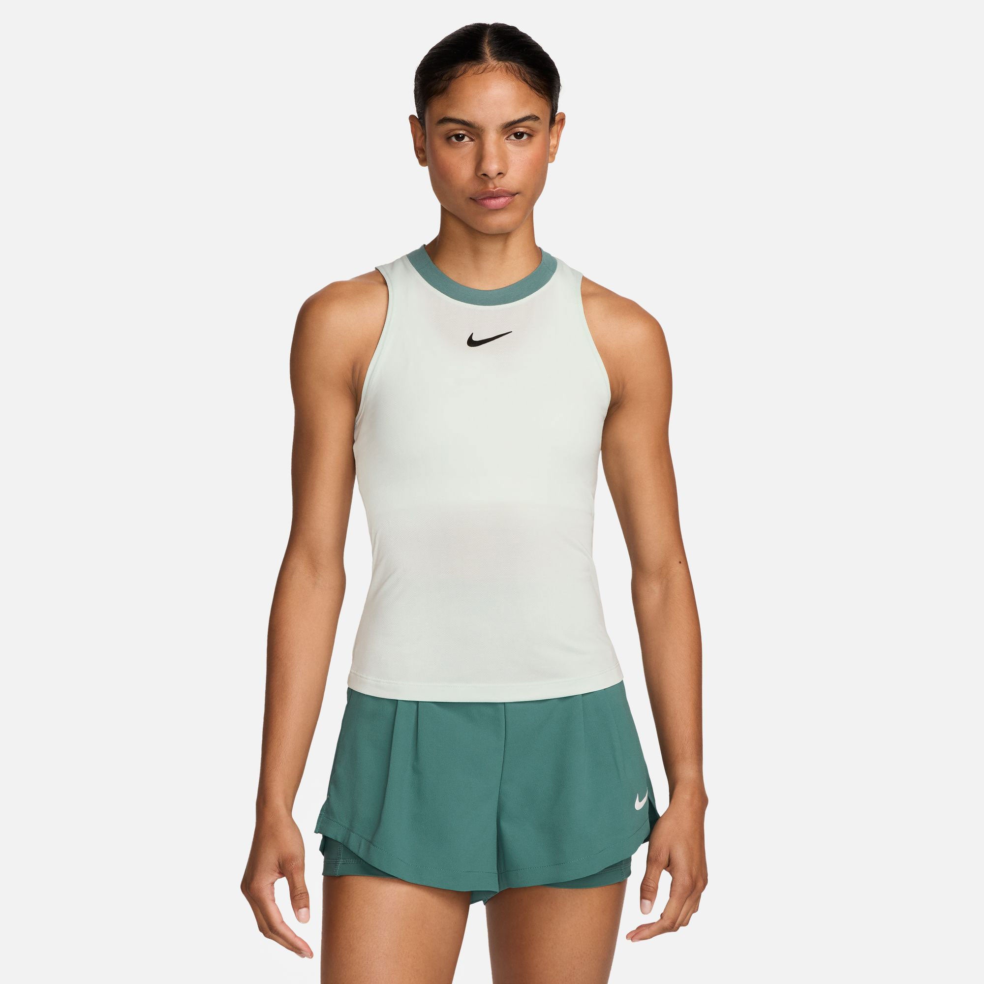NikeCourt Advantage Women's Dri-FIT Tennis Tank - Green (1)