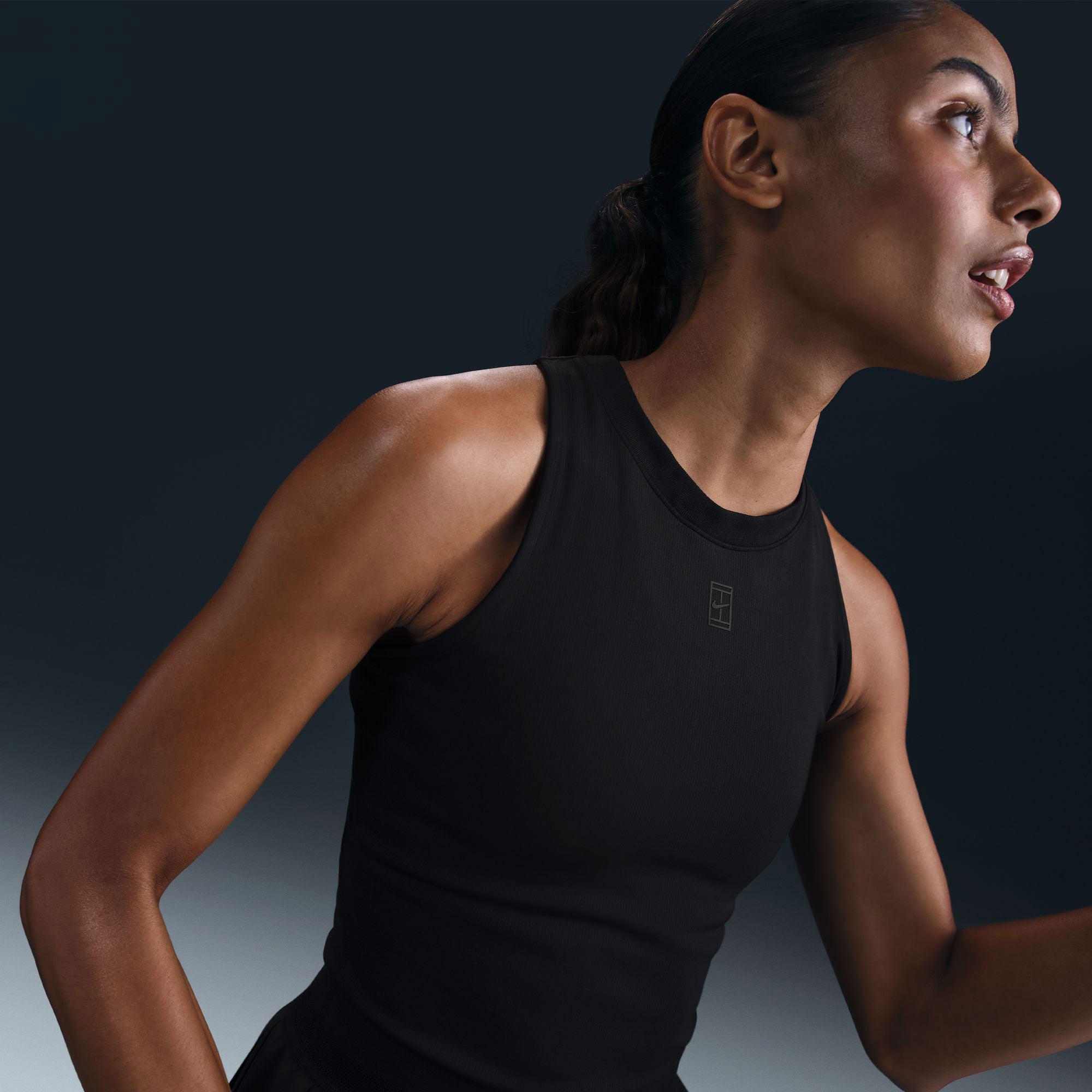 NikeCourt Advantage Women's Dri-FIT Tennis Tank - Black (1)
