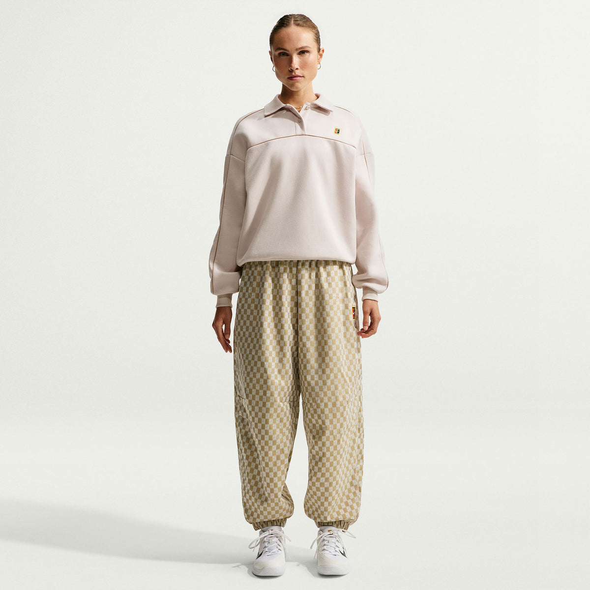 NikeCourt Court Women's Fleece Long-Sleeve Tennis Top - White (4)