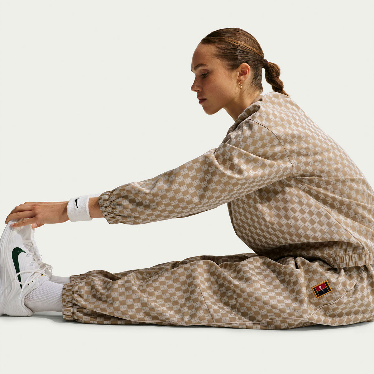 NikeCourt Court Women's Oversized Mid-Rise Tennis Pants - Brown (3)