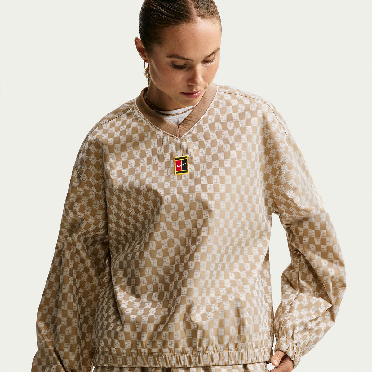 NikeCourt Court Women's Woven Long-Sleeve Tennis Top - Brown (1)