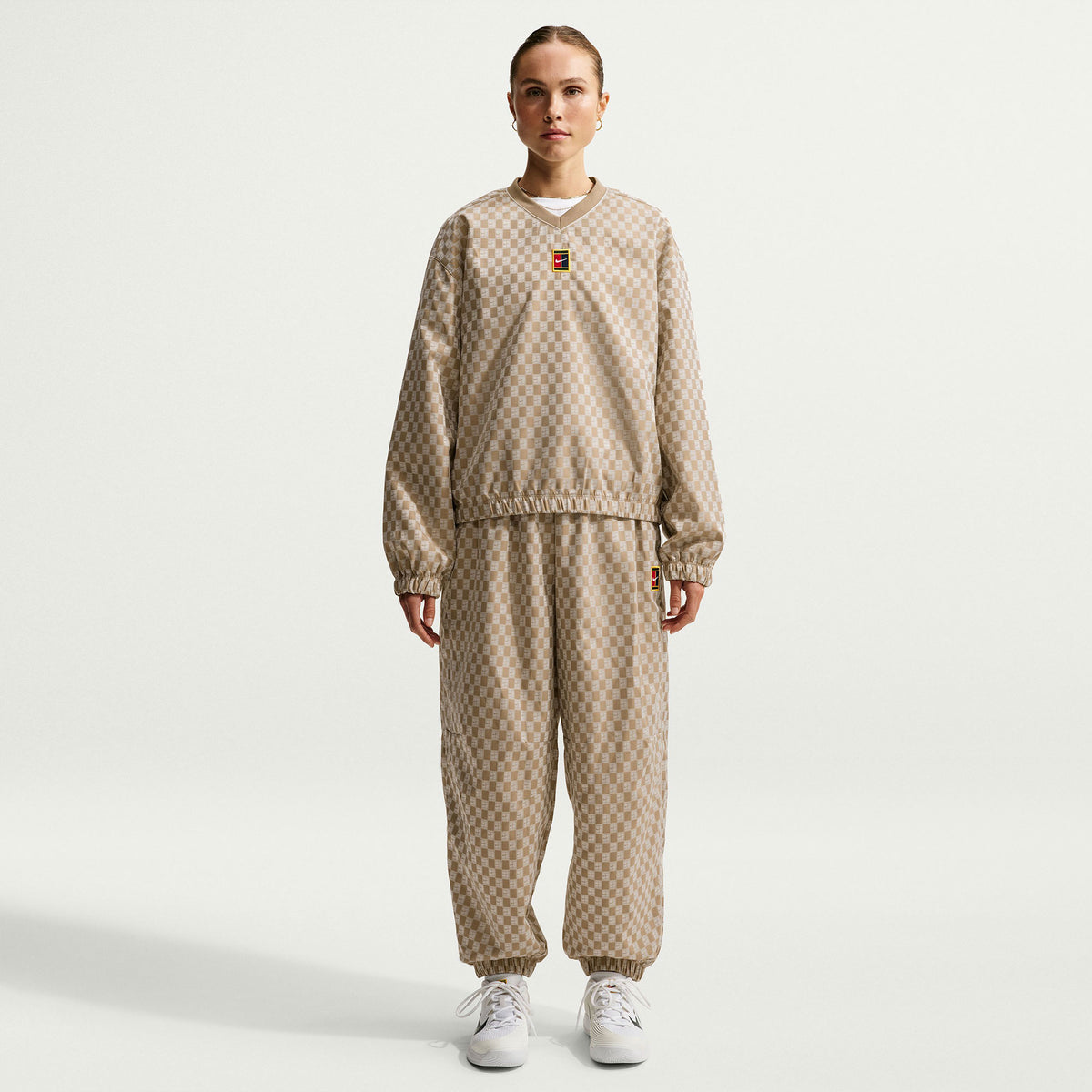 NikeCourt Court Women's Woven Long-Sleeve Tennis Top - Brown (4)