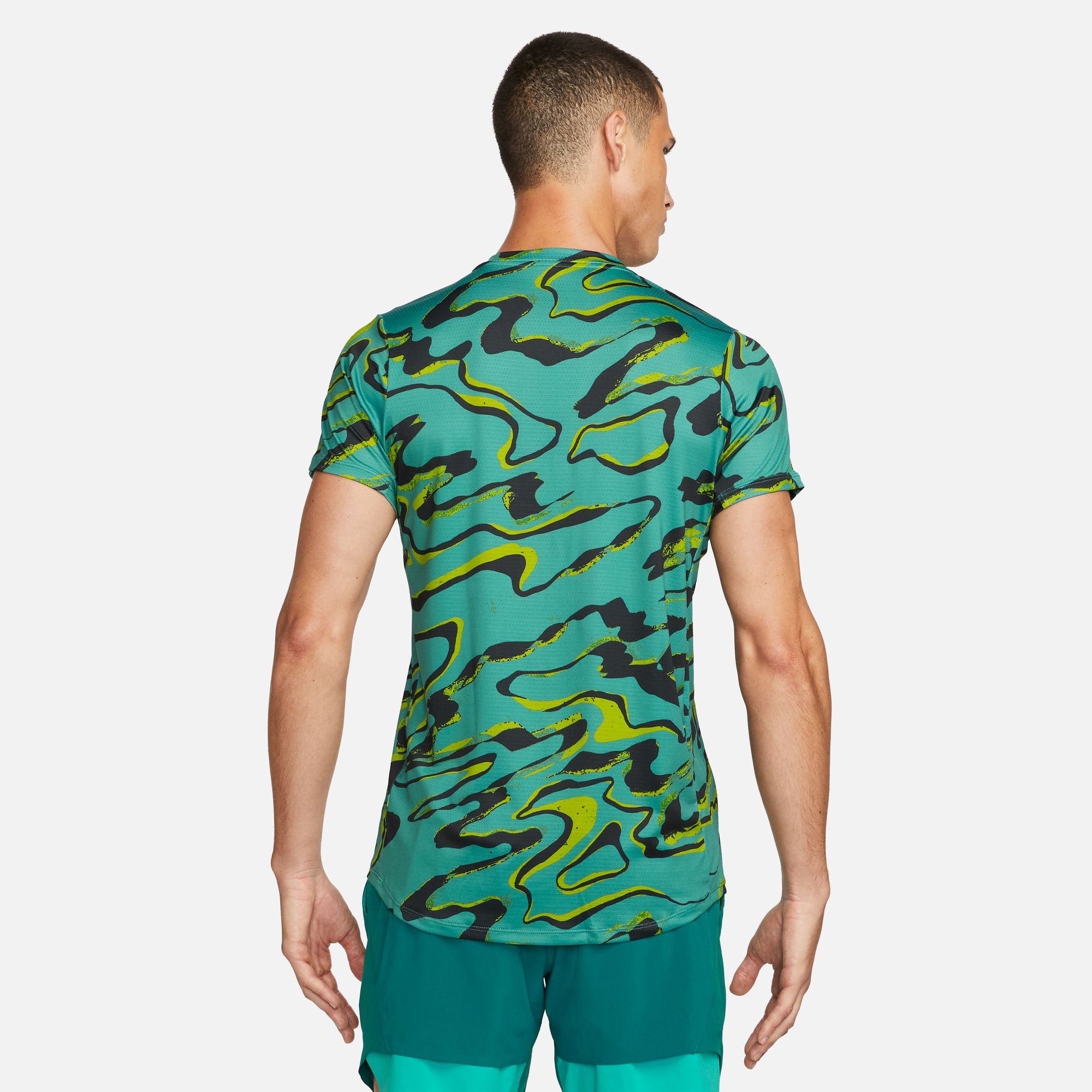 NikeCourt Dri-FIT Advantage Men's Printed Tennis Shirt Green (2)