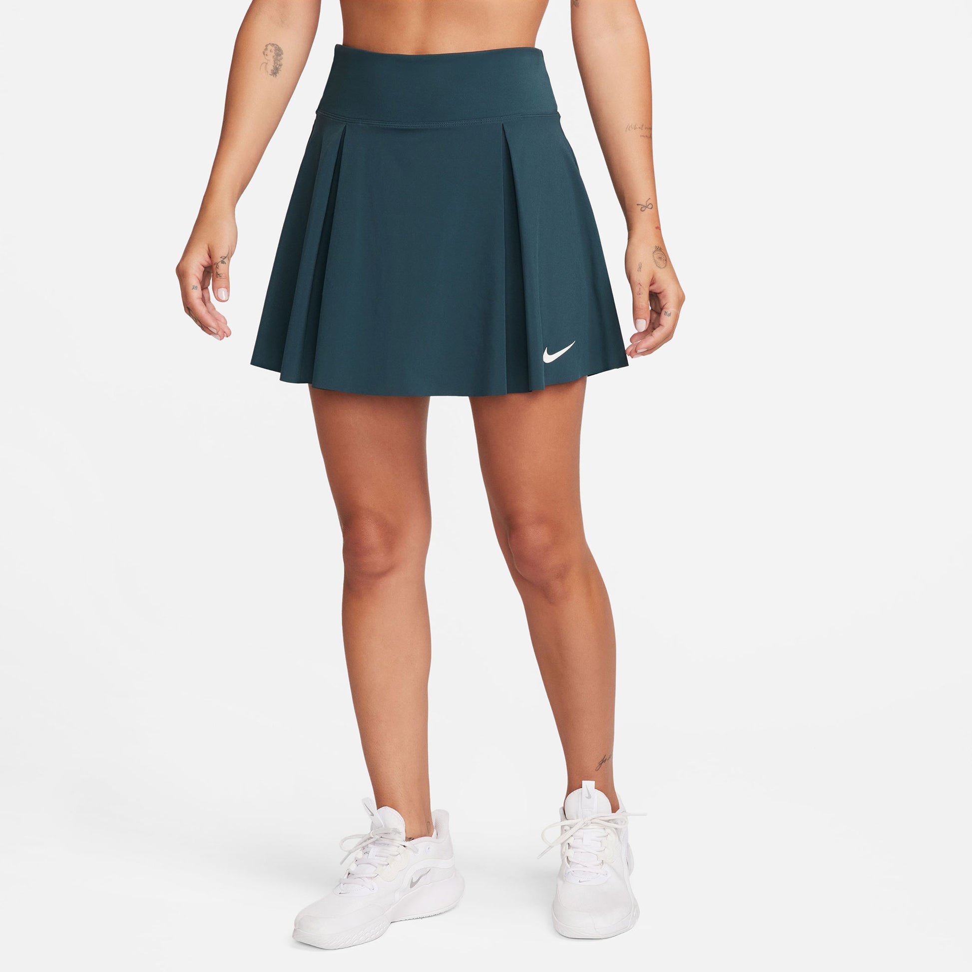NikeCourt Dri-FIT Advantage Women's Regular Tennis Skirt Green (1)