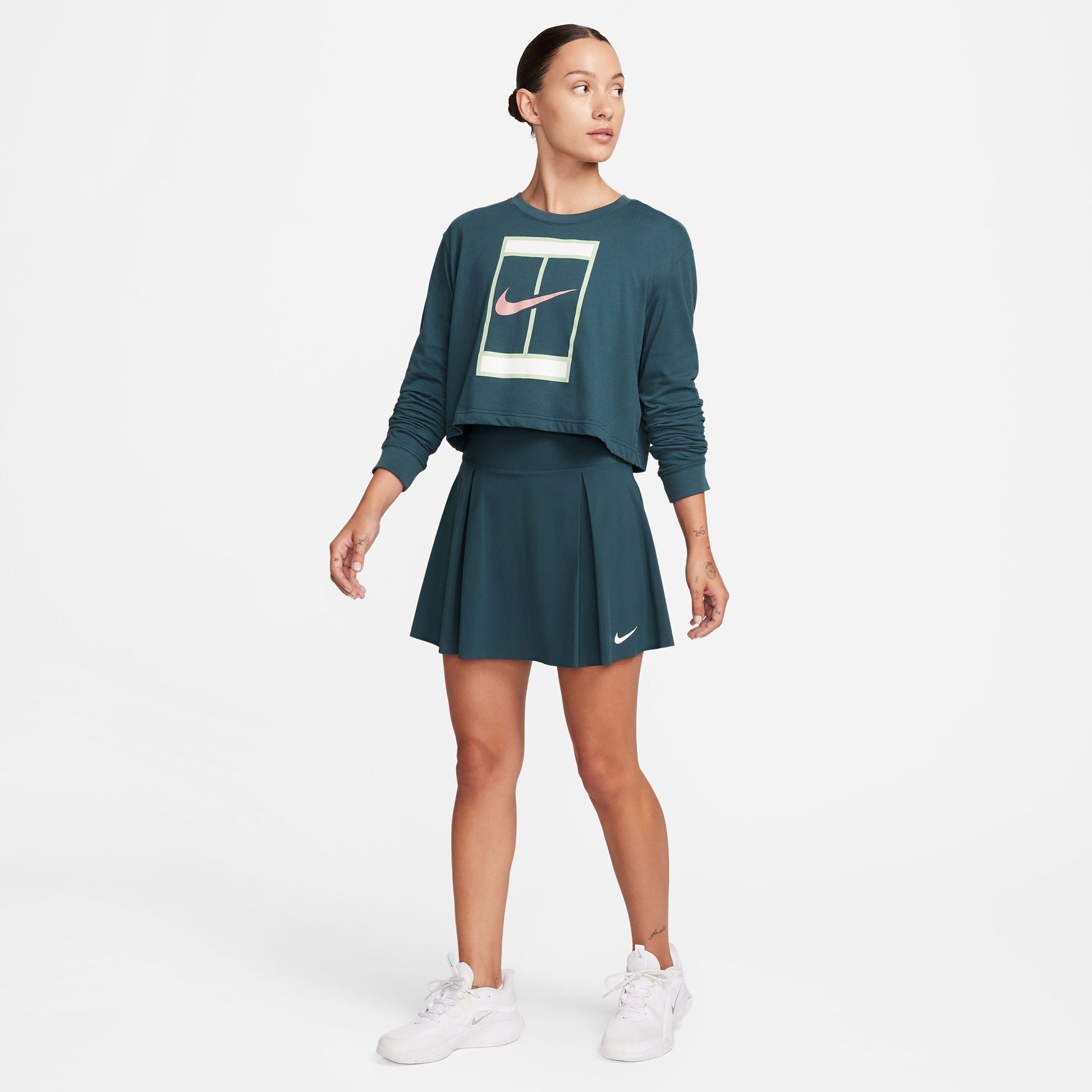 NikeCourt Dri-FIT Advantage Women's Regular Tennis Skirt Green (6)