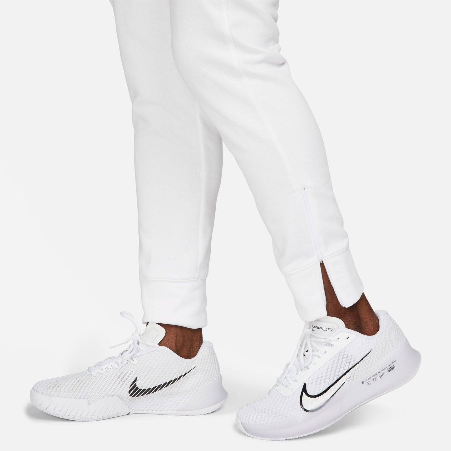 NikeCourt Dri-FIT Heritage Women's Fleece Tennis Pants White (4)