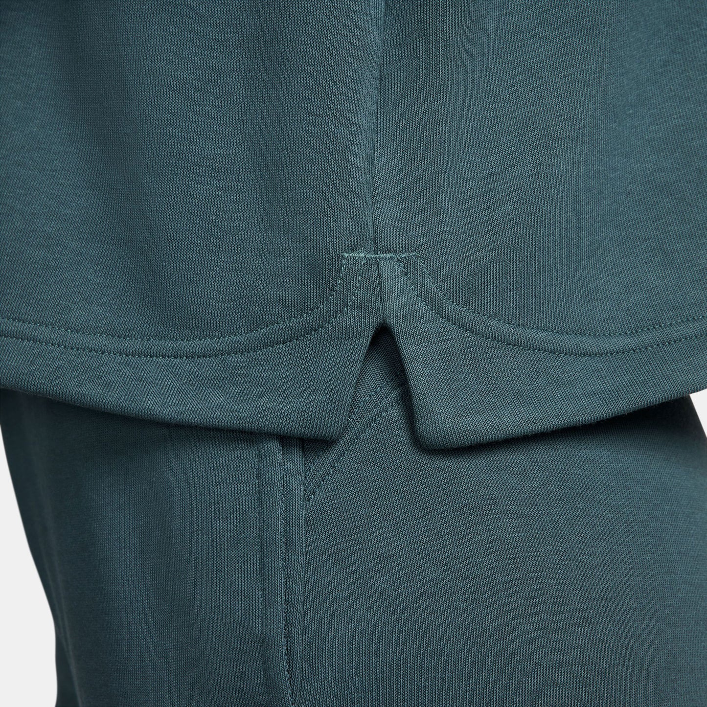 NikeCourt Dri-FIT Heritage Women's Fleece Tennis Top Green (5)