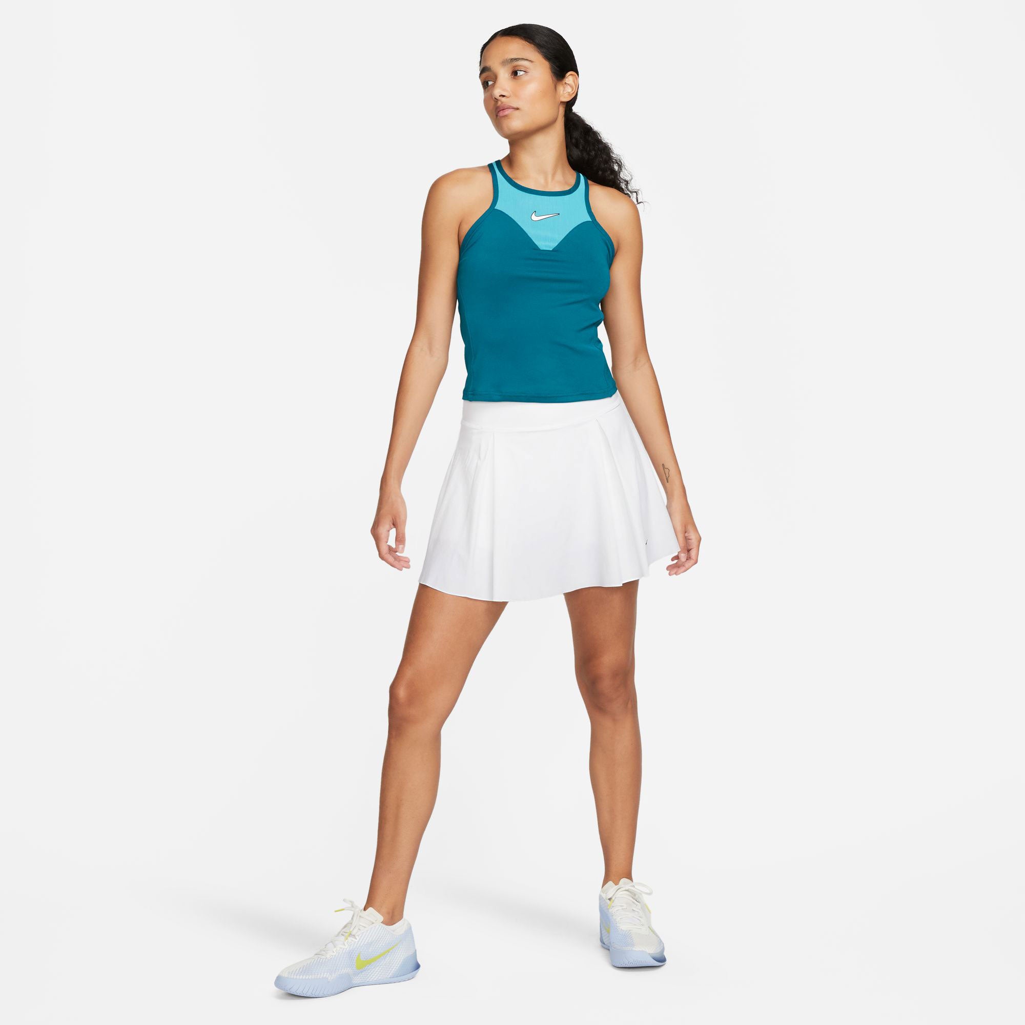 NikeCourt Dri-FIT Slam New York Women's Tennis Tank Green (5)