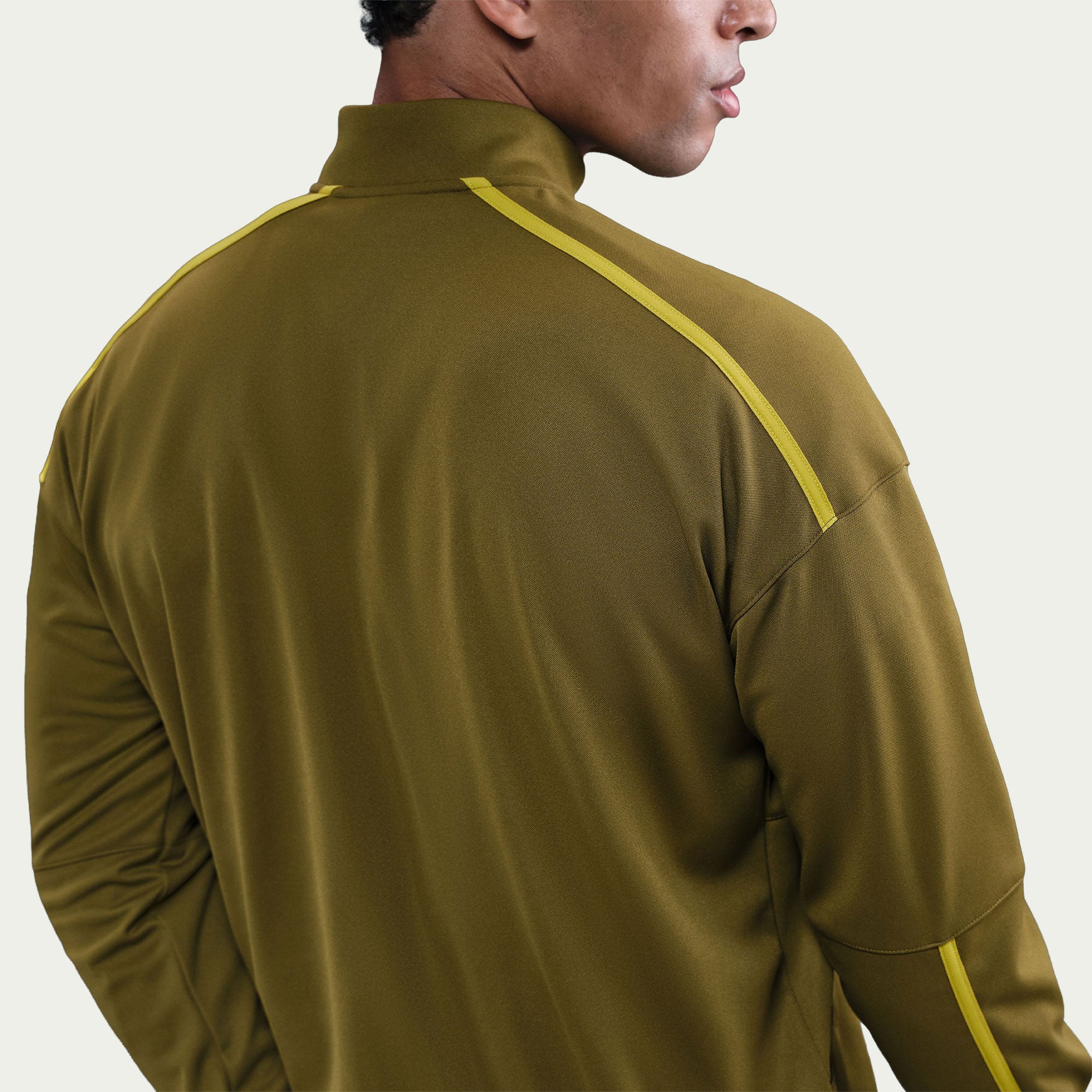 NikeCourt Heritage Men's Dri-FIT Tennis Jacket - Green (2)