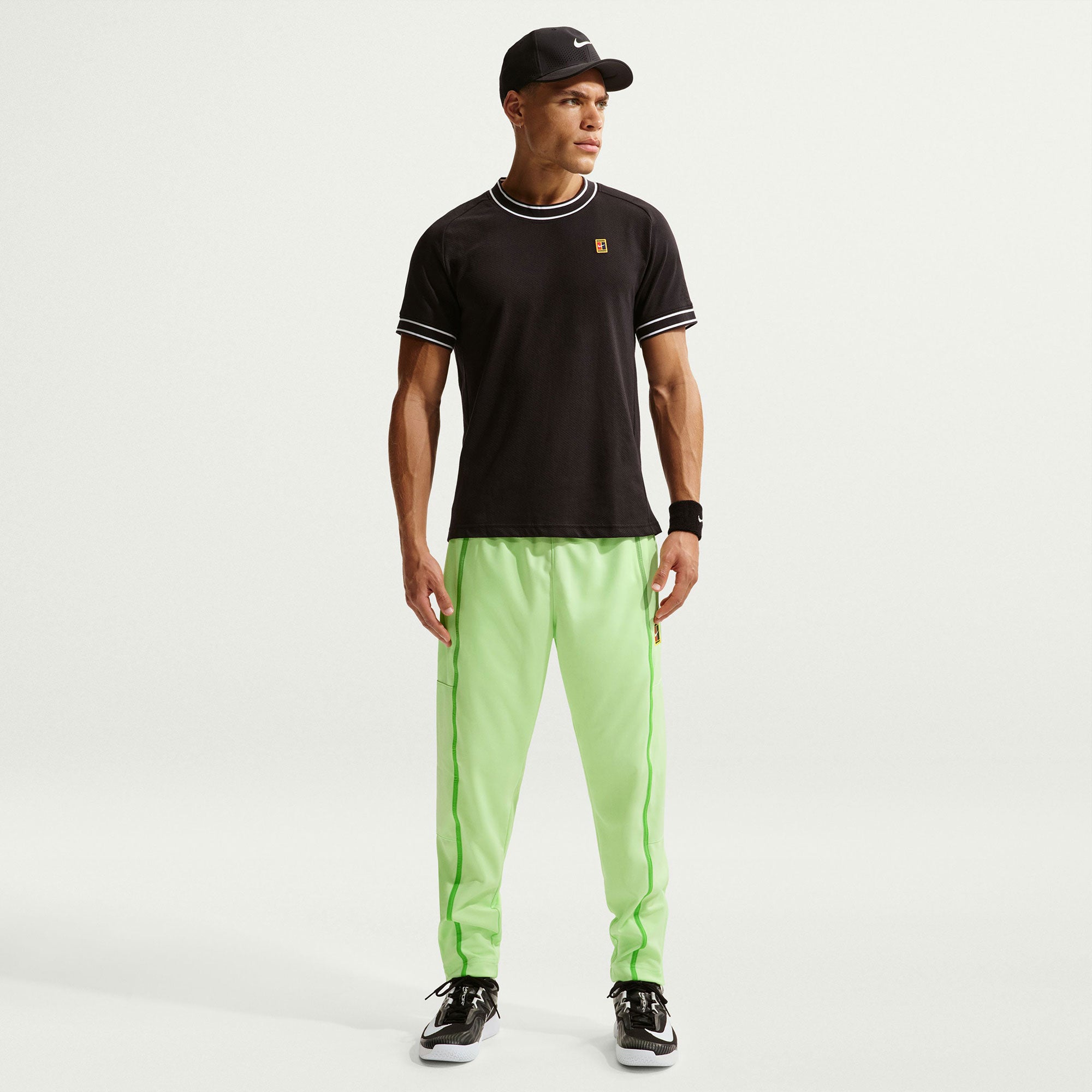 NikeCourt Heritage Men's Dri-FIT Tennis Pants - Green (1)