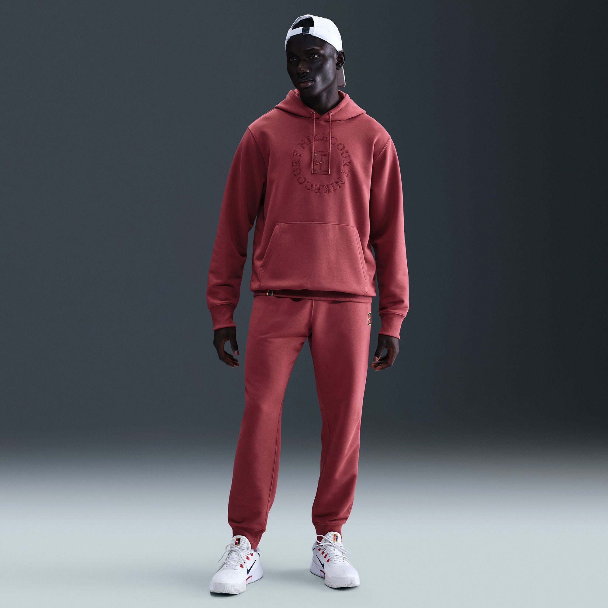 NikeCourt Heritage Men's Fleece Tennis Hoodie - Red (4)