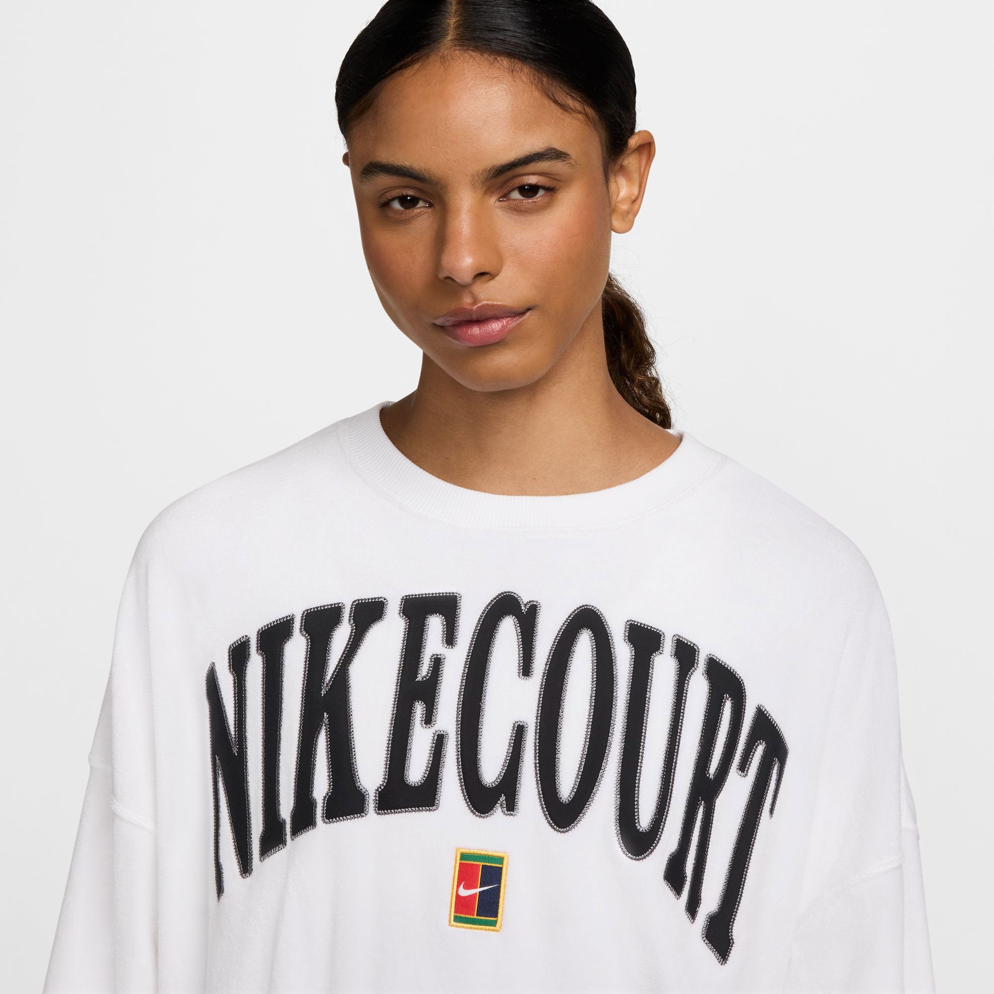 NikeCourt Heritage Women's Oversized Graphic Tennis Sweater - White (3)