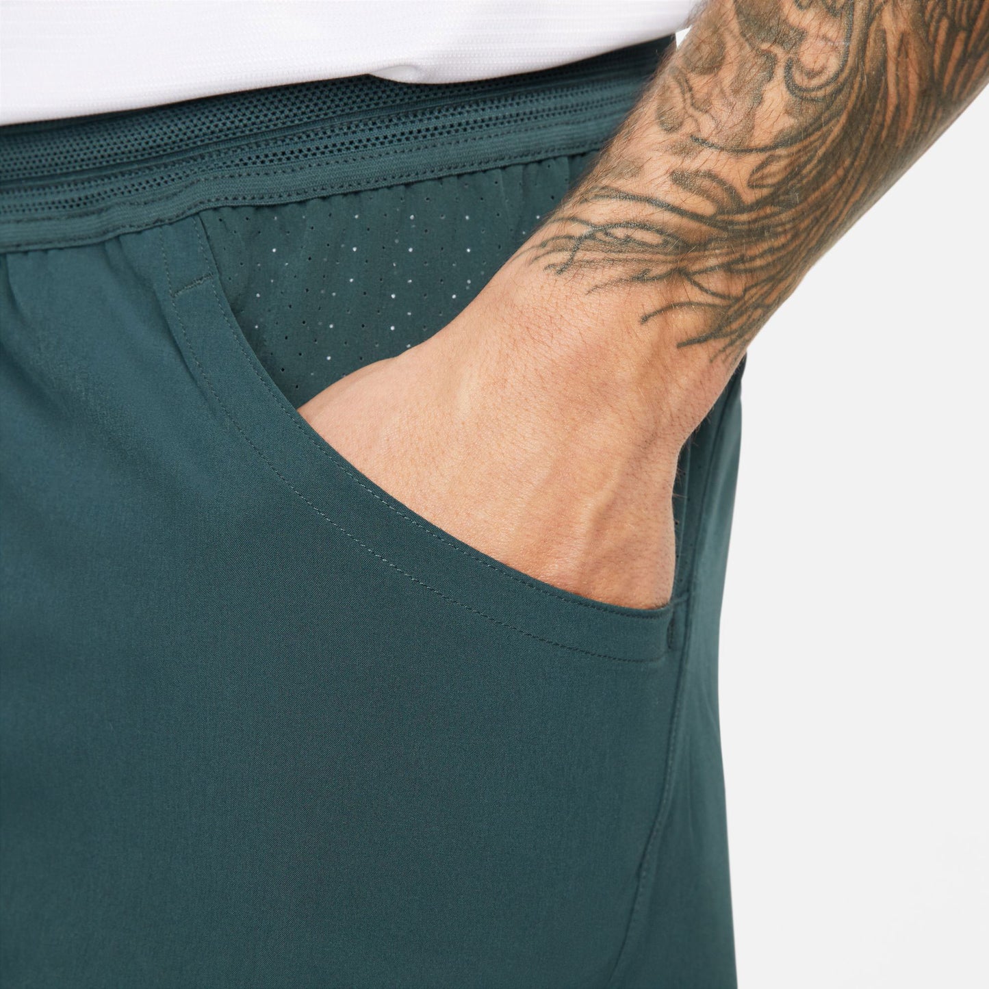 NikeCourt Rafa Dri-FIT ADV Men's 7-Inch Tennis Shorts Green (4)