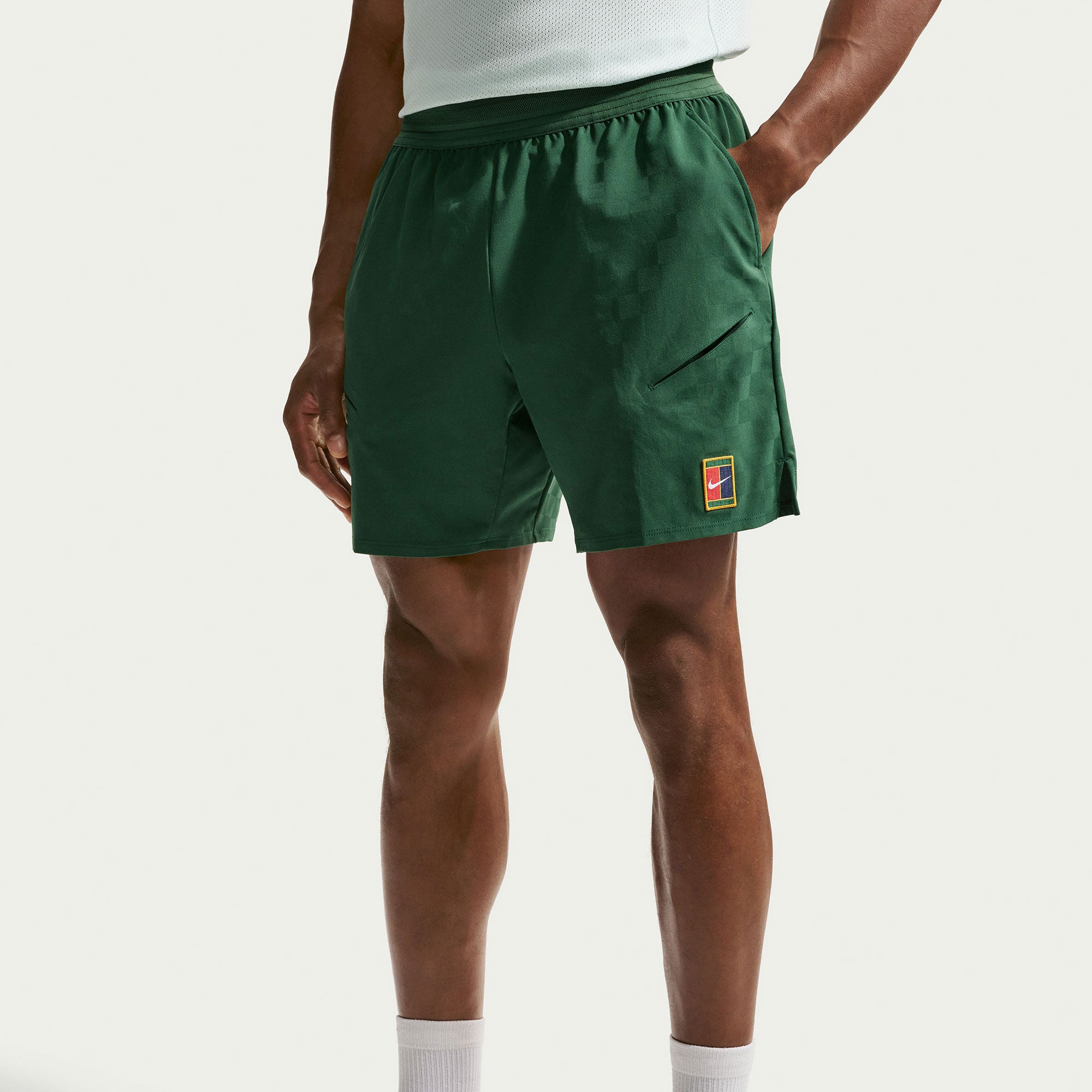 NikeCourt Slam London Men's Dri-FIT 6-Inch Tennis Shorts - Green (3)
