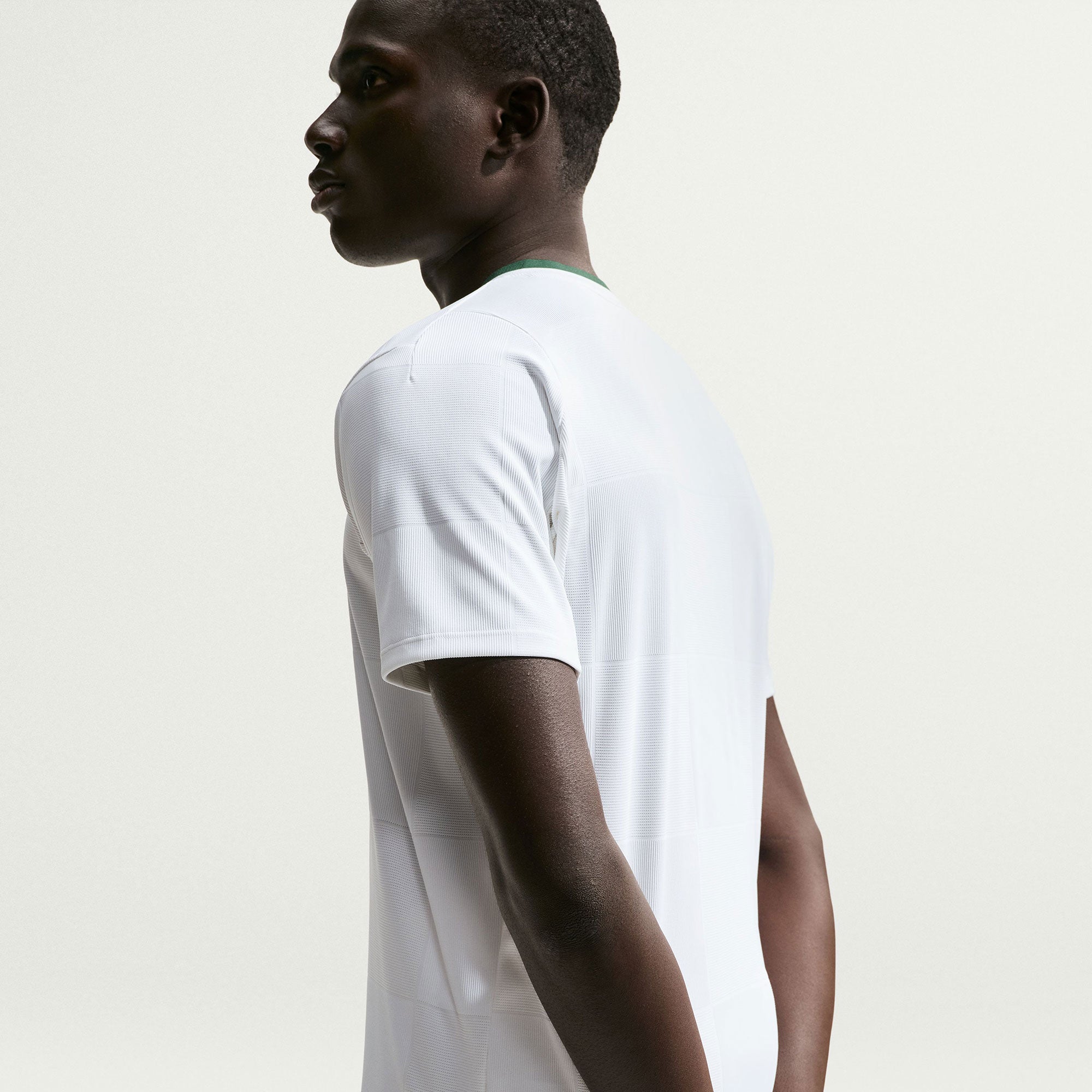 NikeCourt Slam London Men's Dri-FIT ADV Tennis Shirt - White (2)