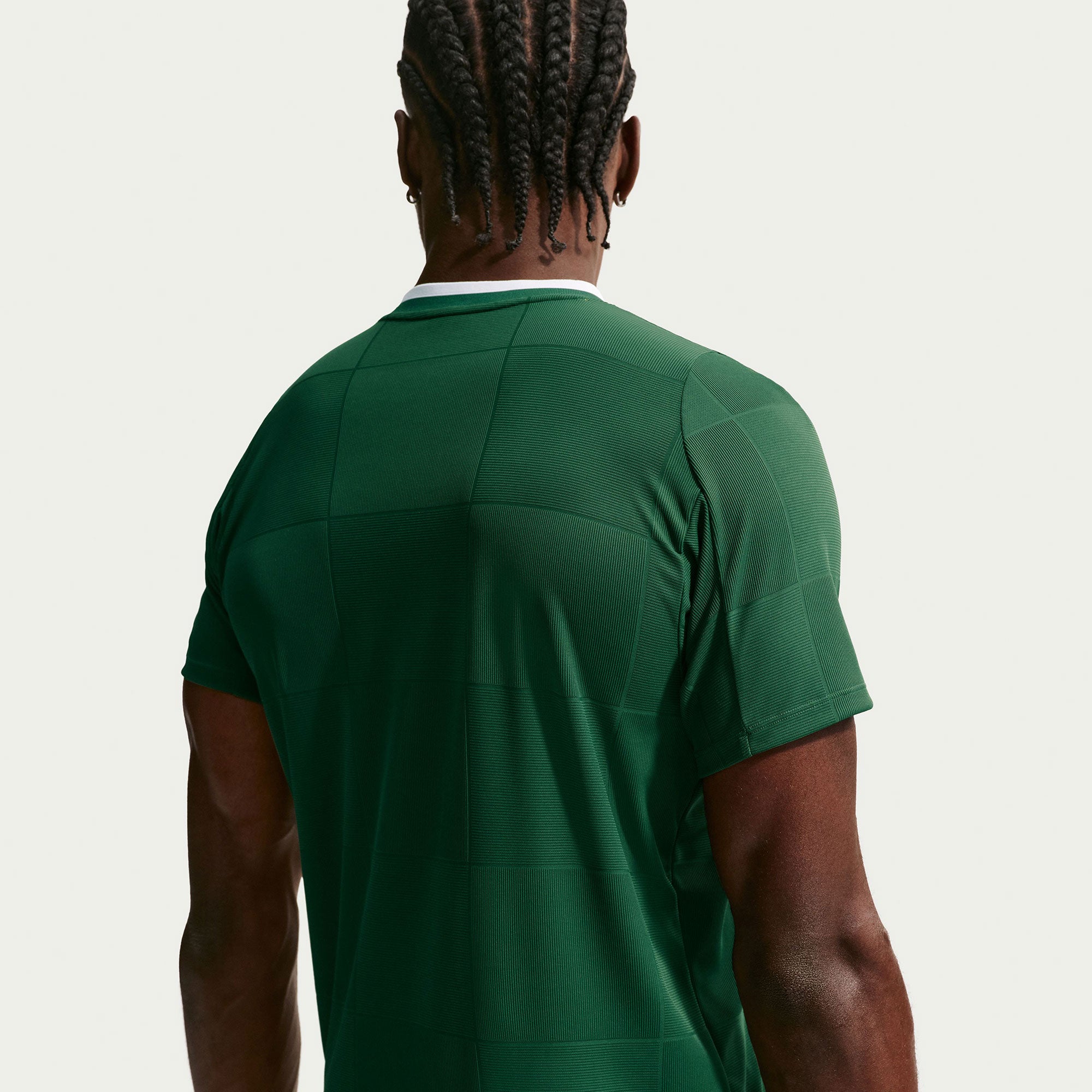NikeCourt Slam London Men's Dri-FIT ADV Tennis Shirt - Green (2)