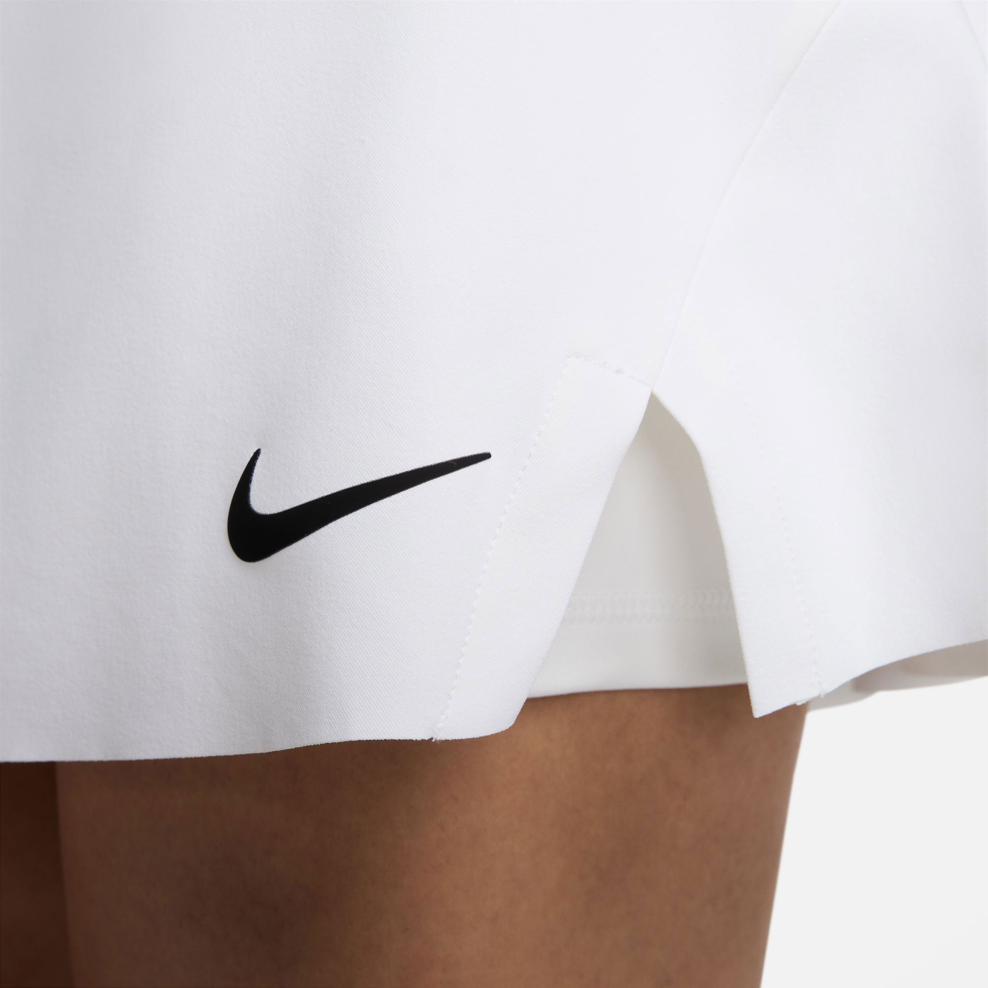 NikeCourt Slam London Women's Dri-FIT Tennis Skirt - White (5)