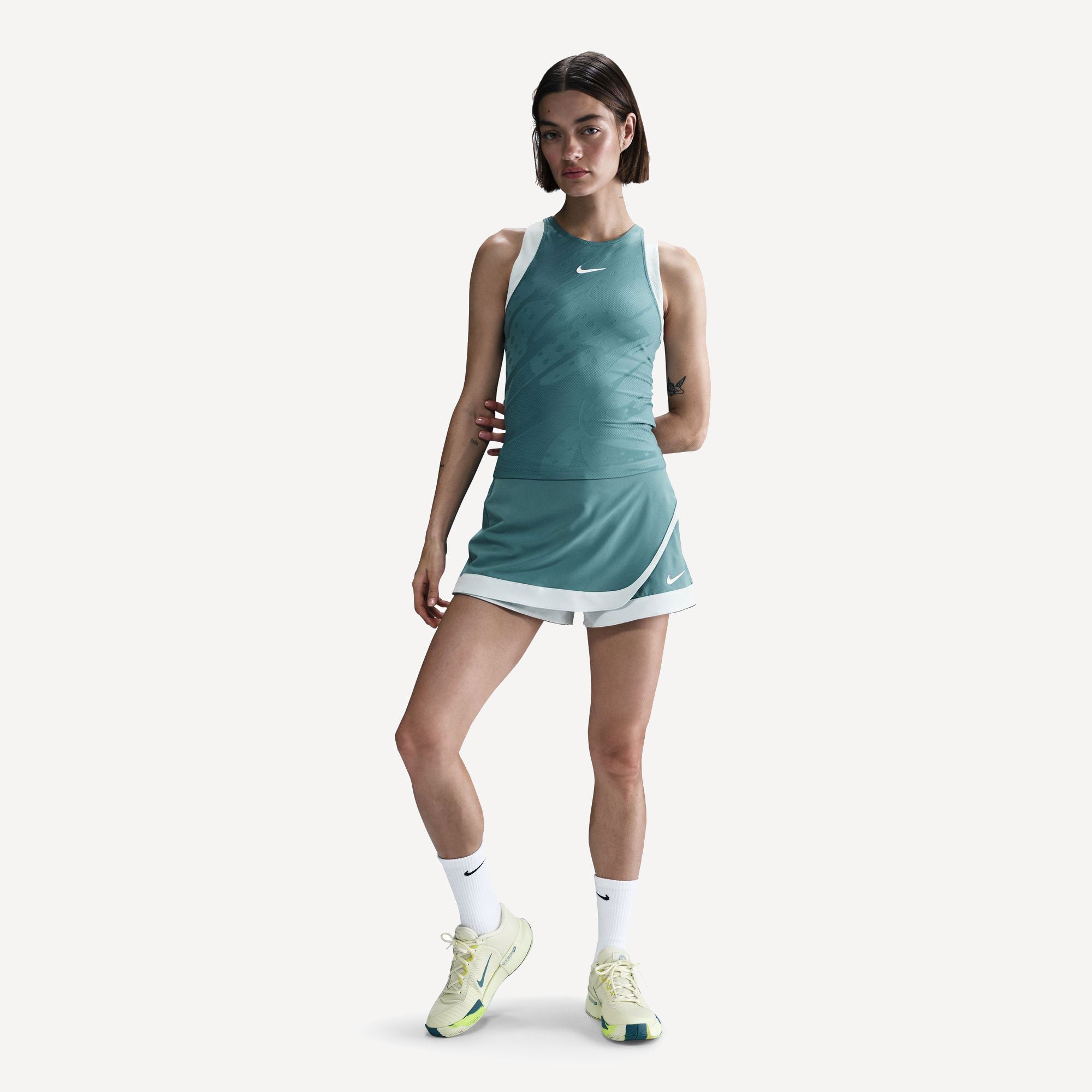 NikeCourt Slam Melbourne Women's Dri-FIT ADV Tennis Tank - Green (4)