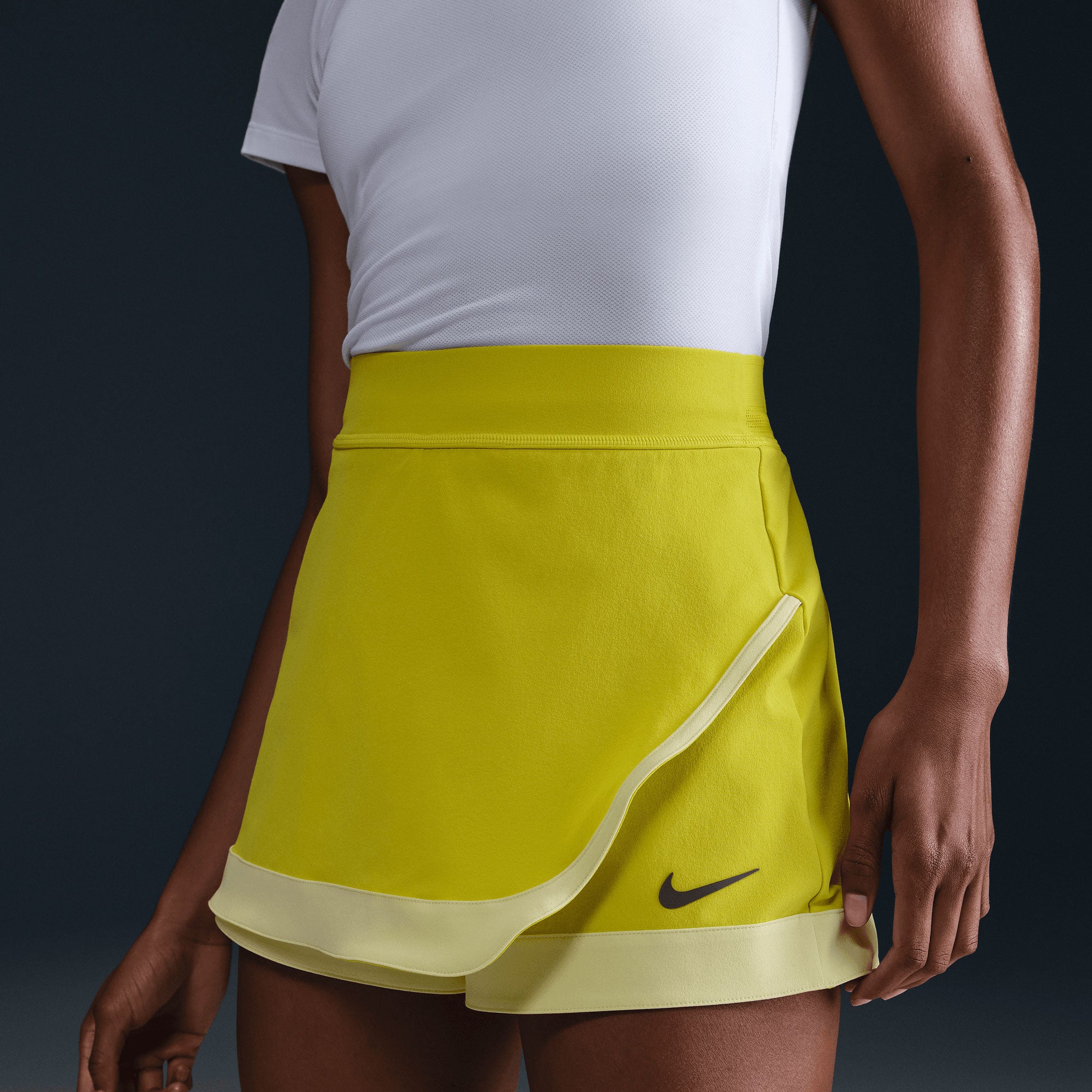 NikeCourt Slam Melbourne Women's Dri-FIT High-Waisted Tennis Skort - Green (3)