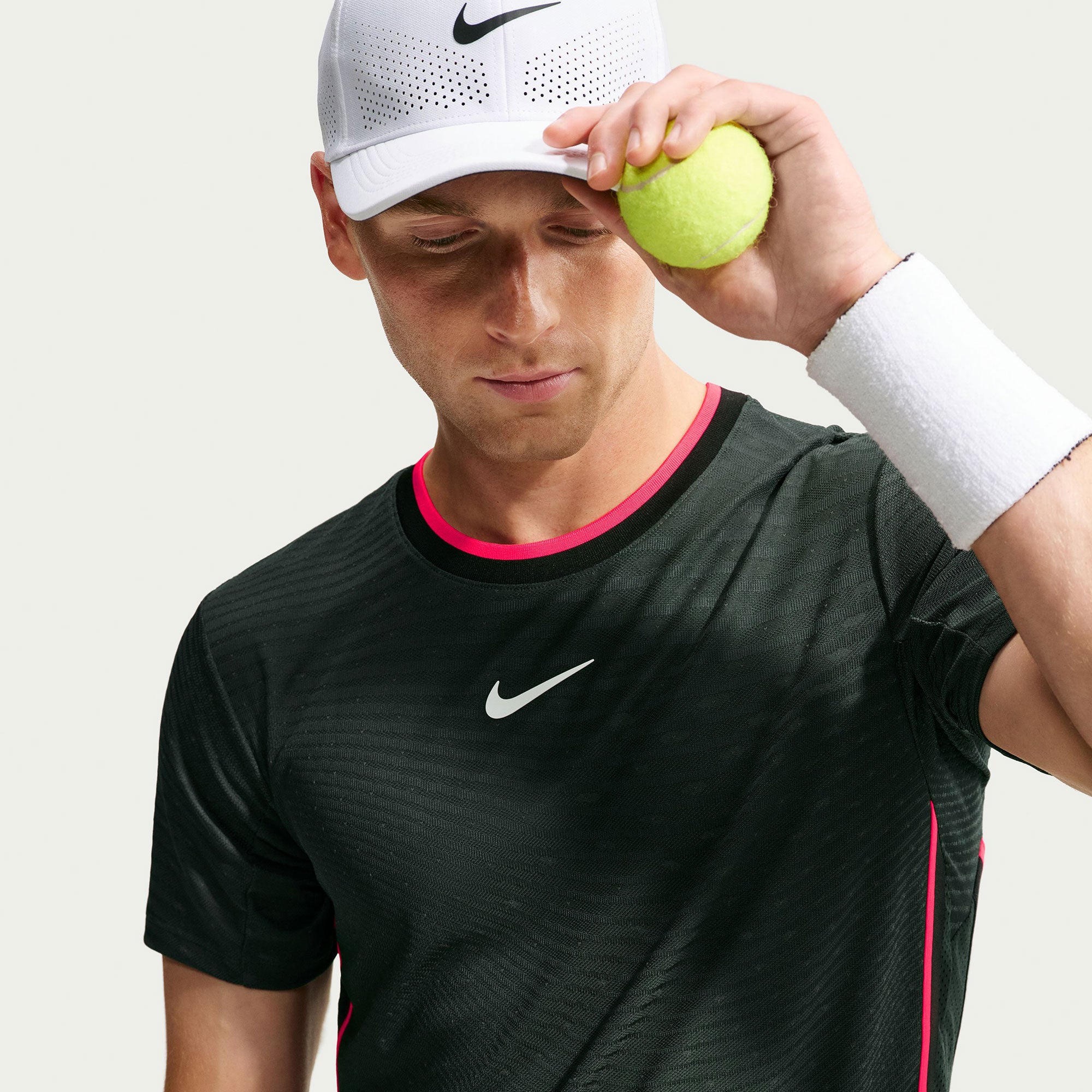 NikeCourt Slam New York Men's Aero-FIT Tennis Shirt - Green (3)