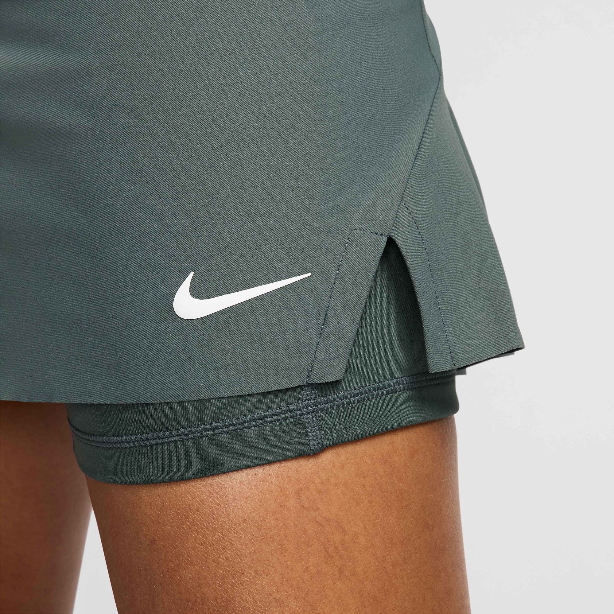 NikeCourt Slam New York Women's Dri-FIT Tennis Skirt - Green (5)