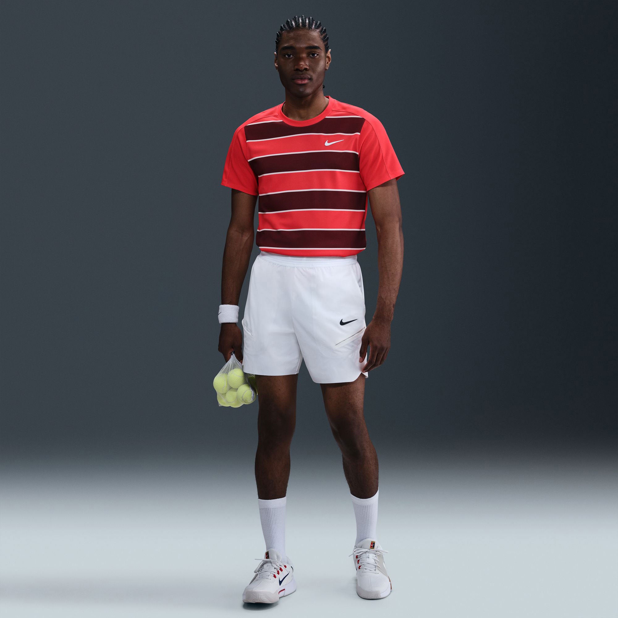 NikeCourt Slam RG Dri-FIT ADV Tennisshirt voor Heren - Rood