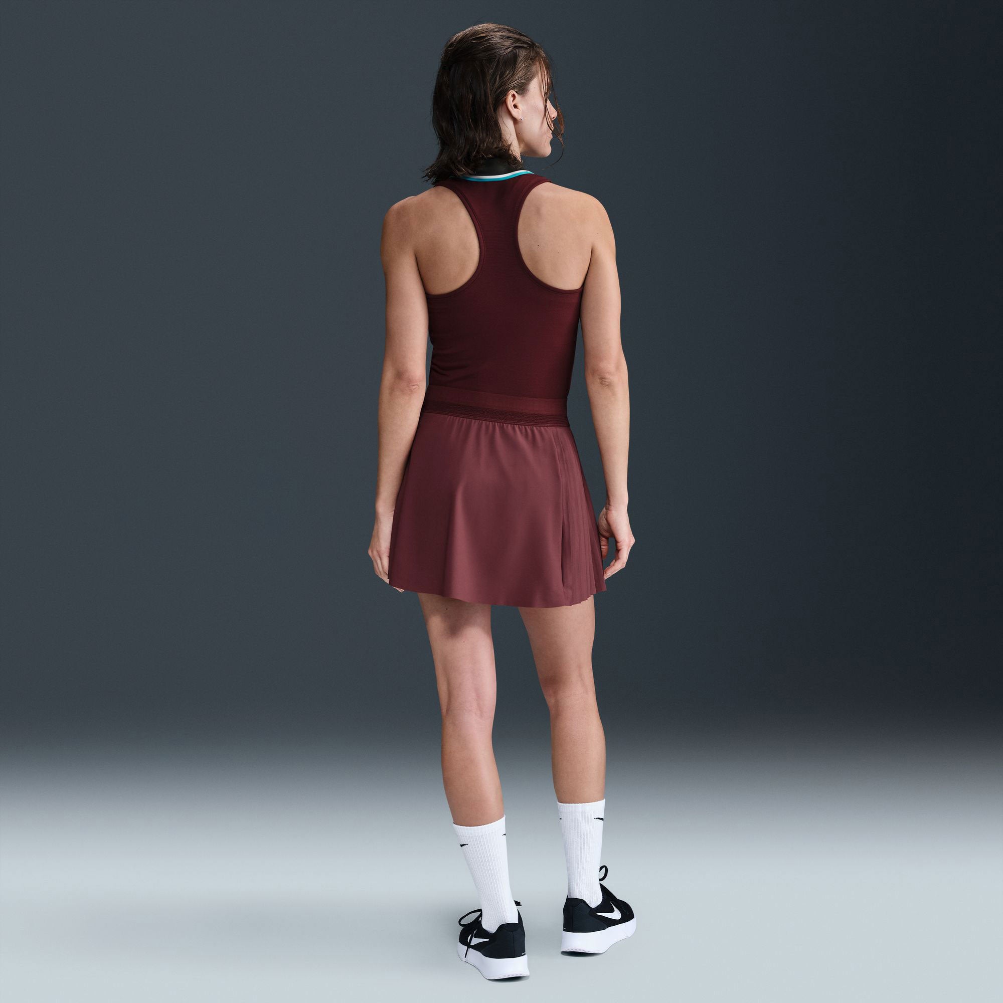 NikeCourt Slam RG Women's Dri-FIT Tennis Tank - Red (5)