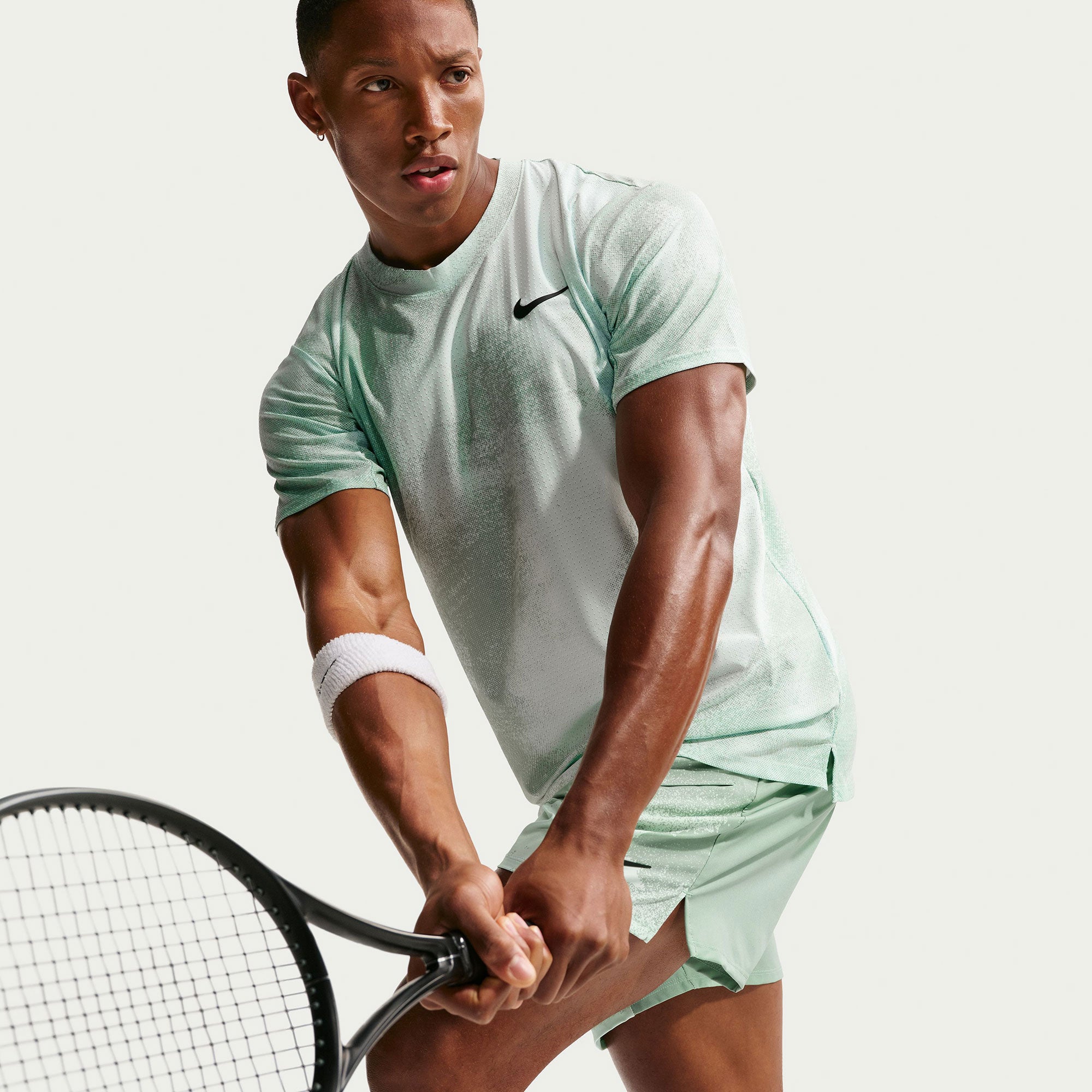 NikeCourt Slam Roland Garros Men's Dri-FIT ADV Tennis Shirt - Green (3)