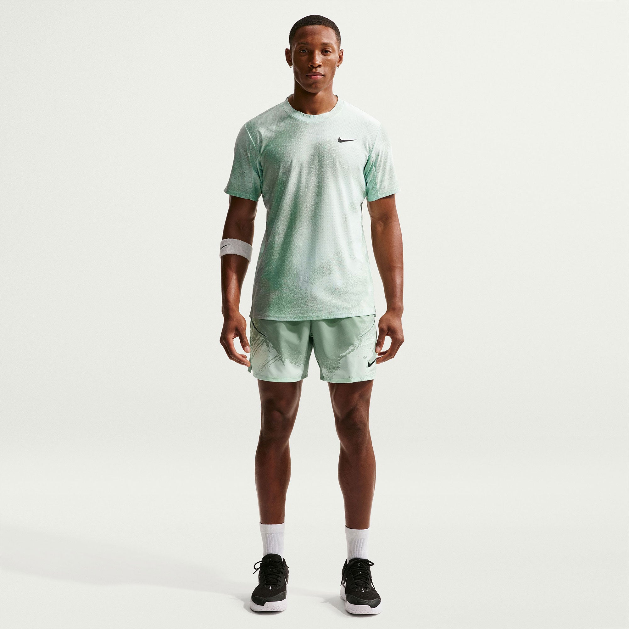 NikeCourt Slam Roland Garros Men's Dri-FIT ADV Tennis Shirt - Green (4)