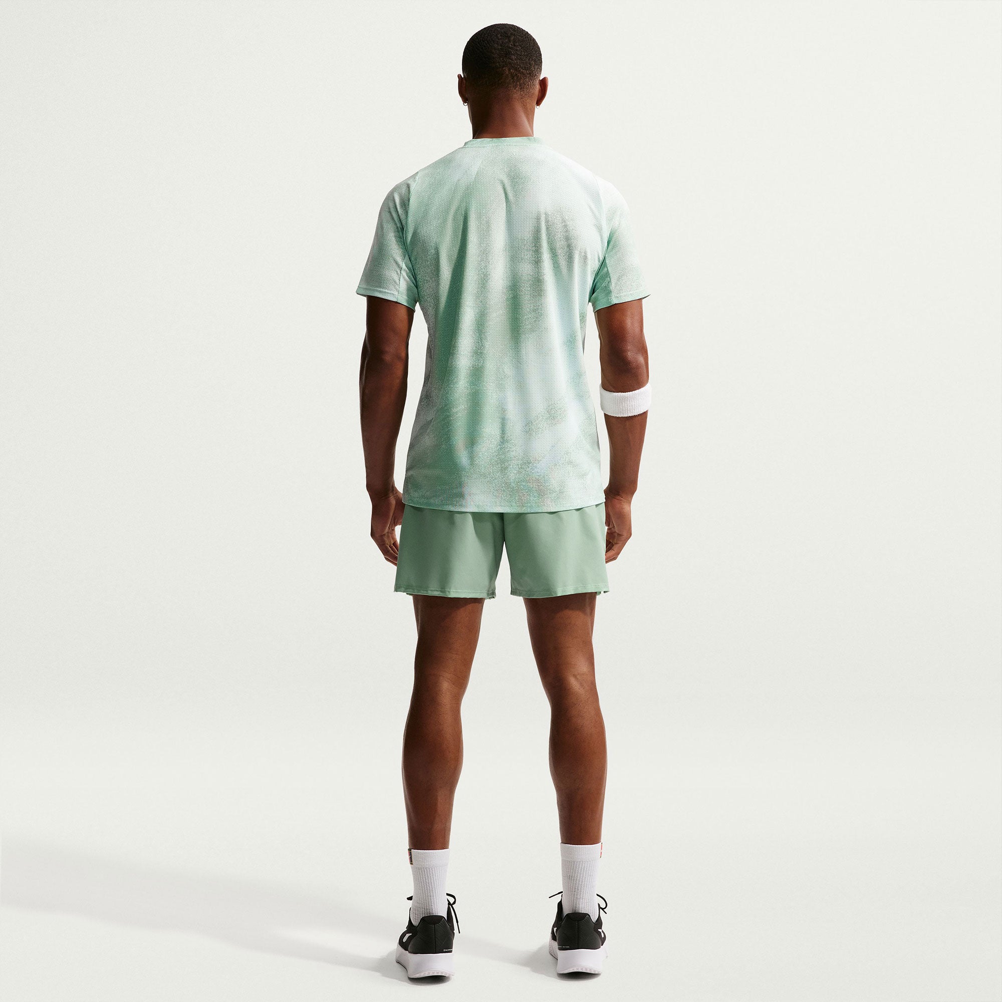 NikeCourt Slam Roland Garros Men's Dri-FIT ADV Tennis Shirt - Green (5)