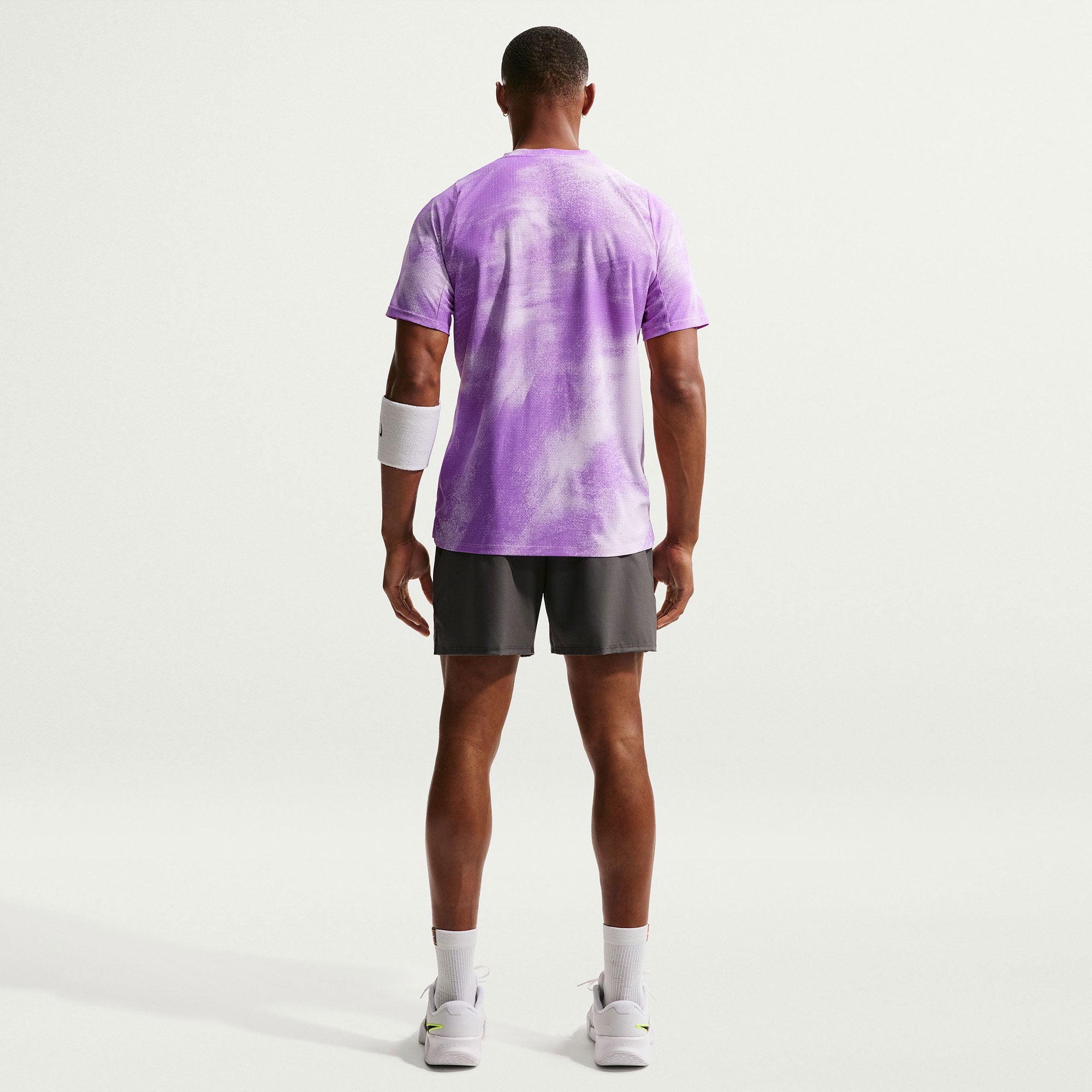 NikeCourt Slam Roland Garros Men's Dri-FIT ADV Tennis Shirt - Purple (5)