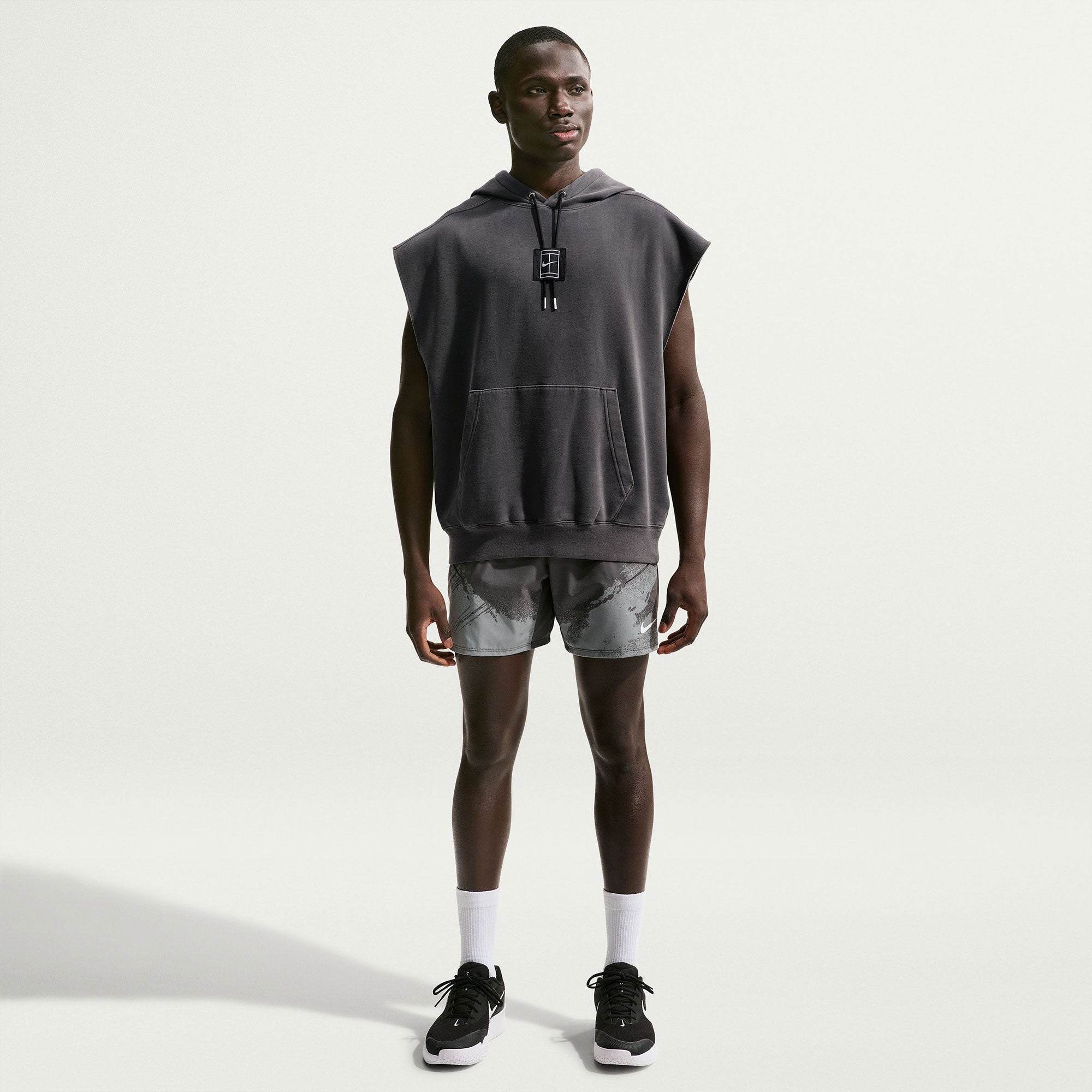 NikeCourt Slam Roland Garros Men's Tennis Sleeveless Pullover Hoodie - Grey (4)