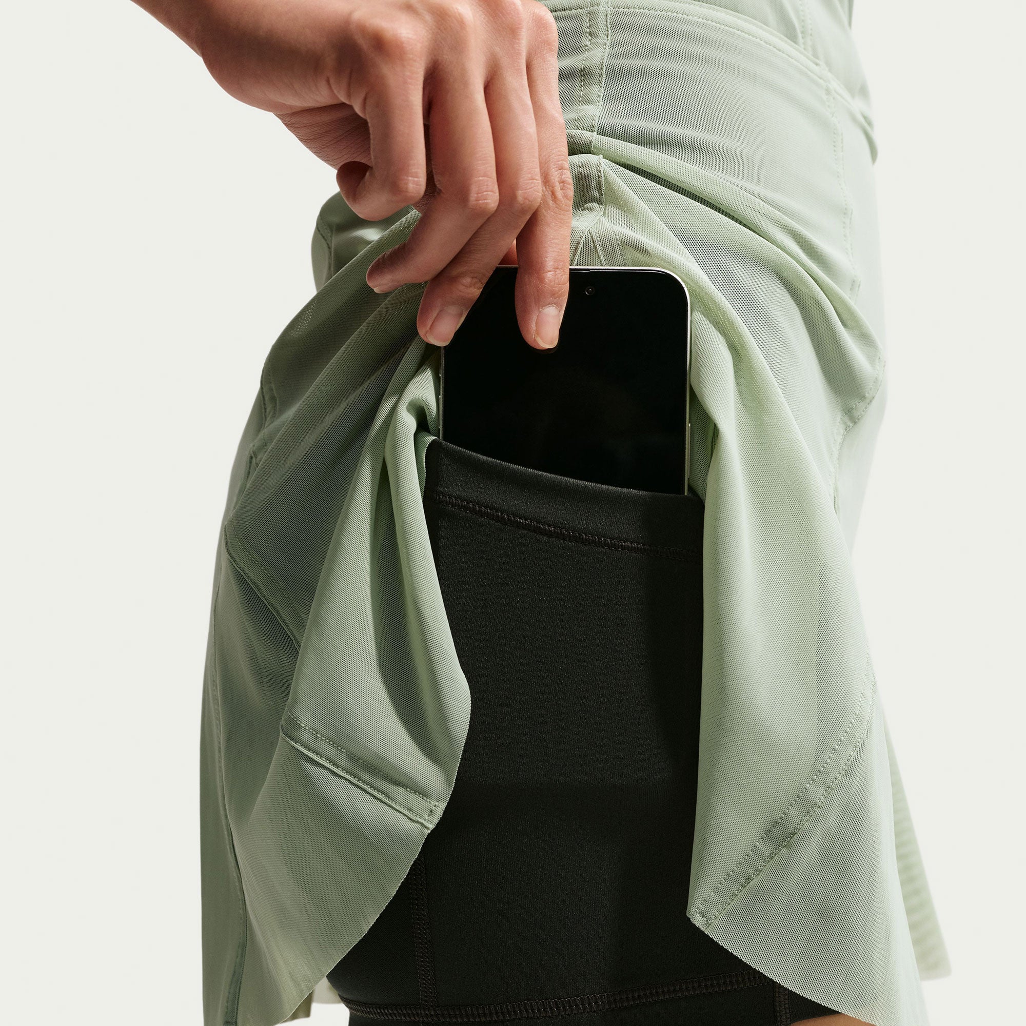 NikeCourt Slam Paris Women's High-Waisted Tennis Skirt - Green (4)