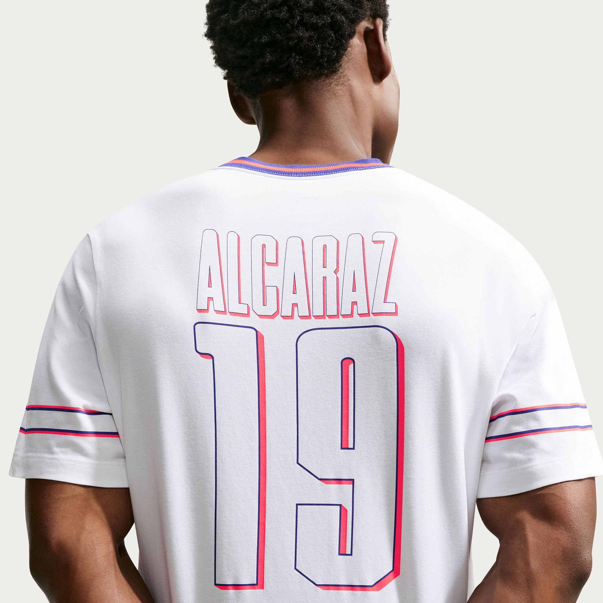 NikeCourt Vamos Carlos Alcaraz Men's Dri-FIT Cotton Tennis T-Shirt - White (2)