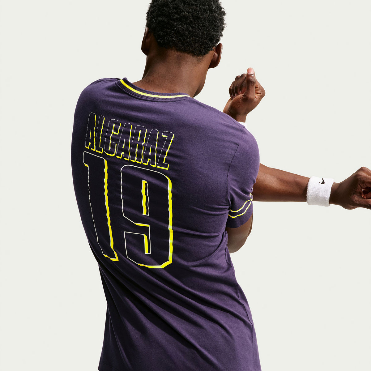 NikeCourt Vamos Carlos Alcaraz Men's Dri-FIT Cotton Tennis T-Shirt - Purple (2)