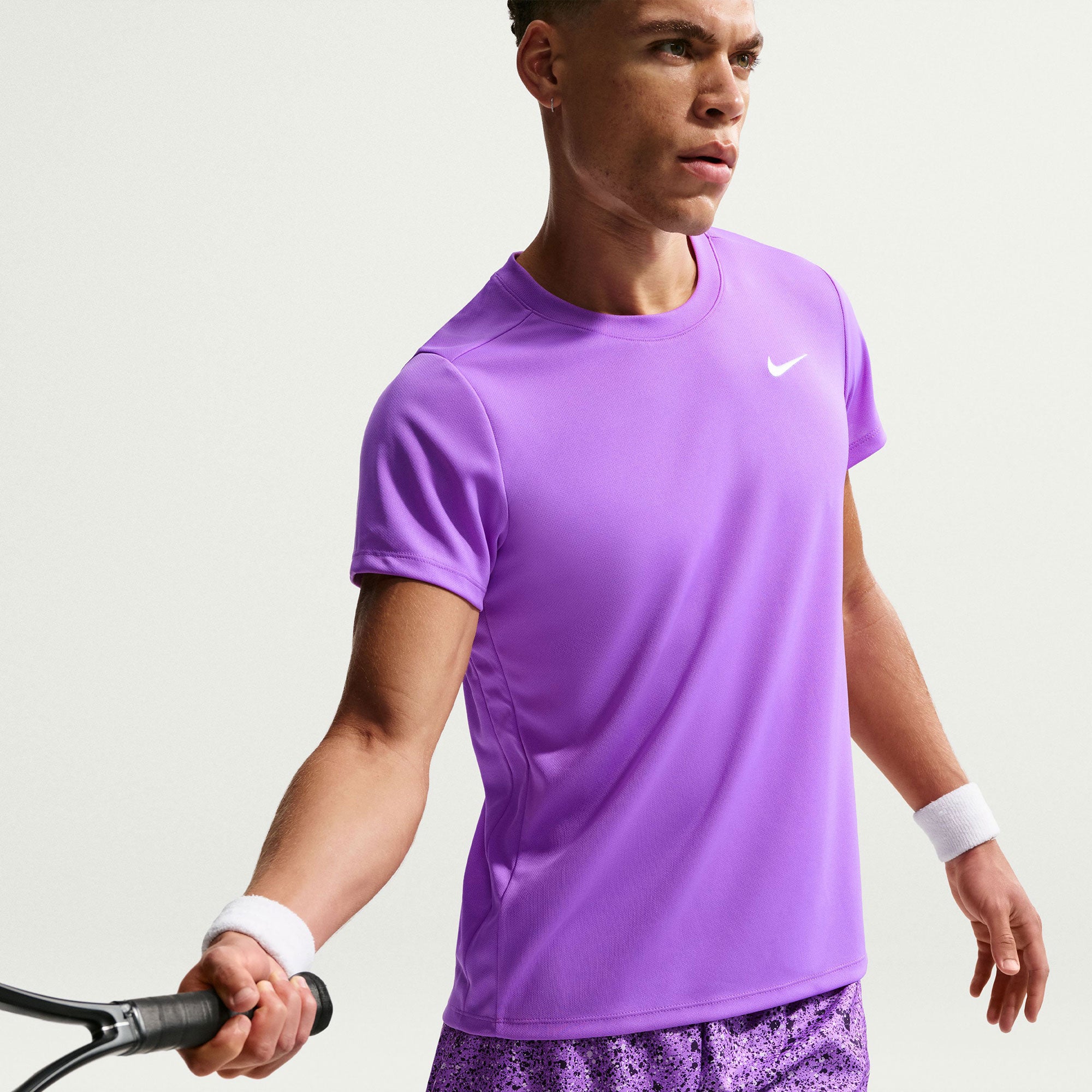NikeCourt Victory Men's Dri-FIT Tennis Shirt - Purple (1)