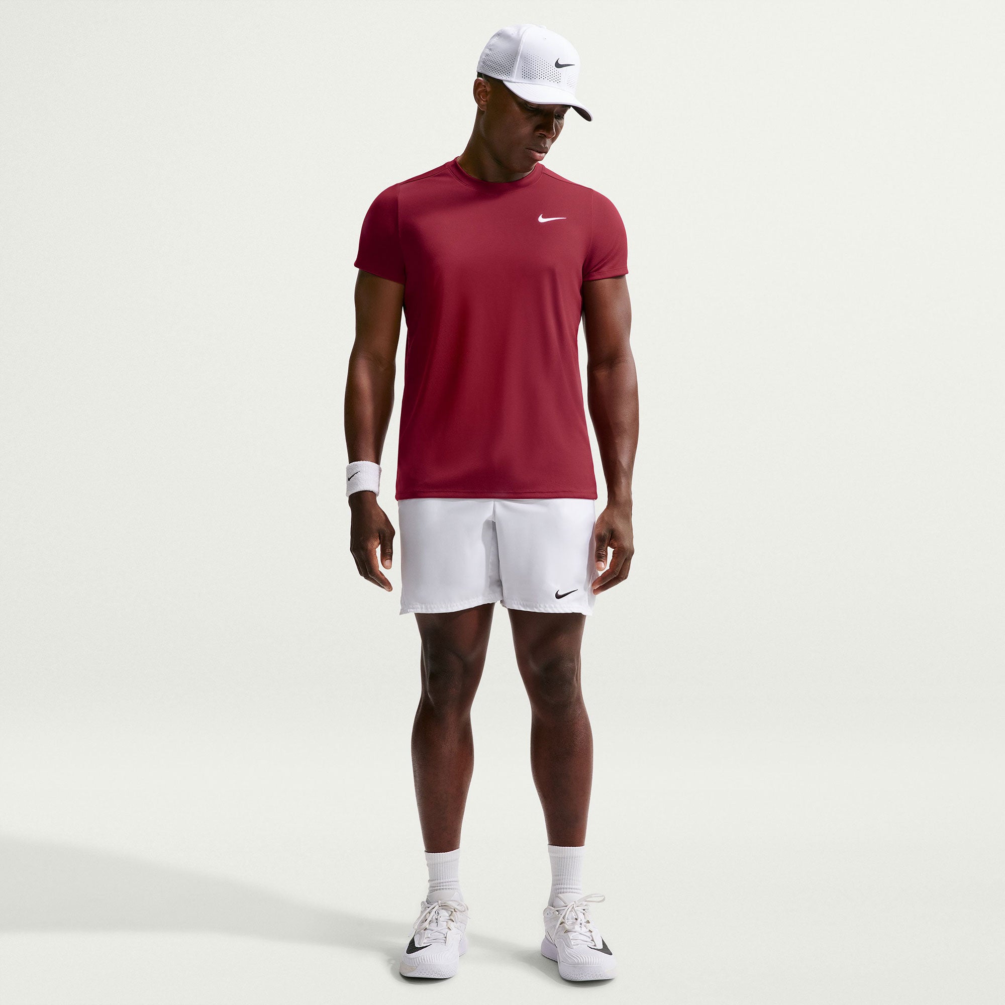 NikeCourt Victory Men's Dri-FIT Tennis Shirt - Red (4)