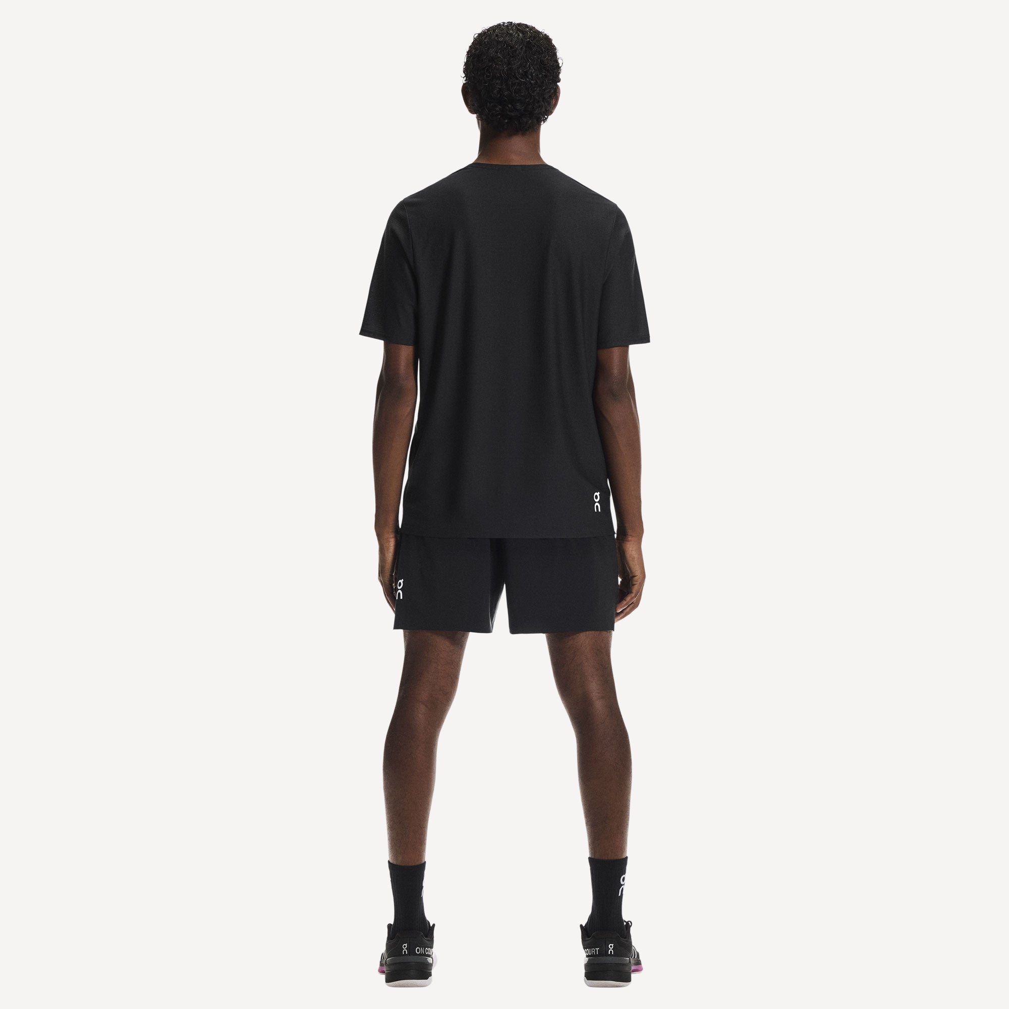 On Court Men's 5-Inch Tennis Shorts - Black (2)