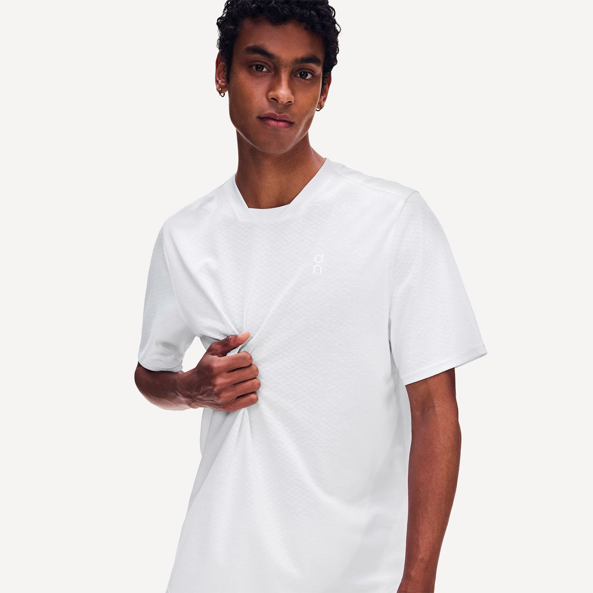 On Court Men's Edit London Tennis Shirt - White (1)