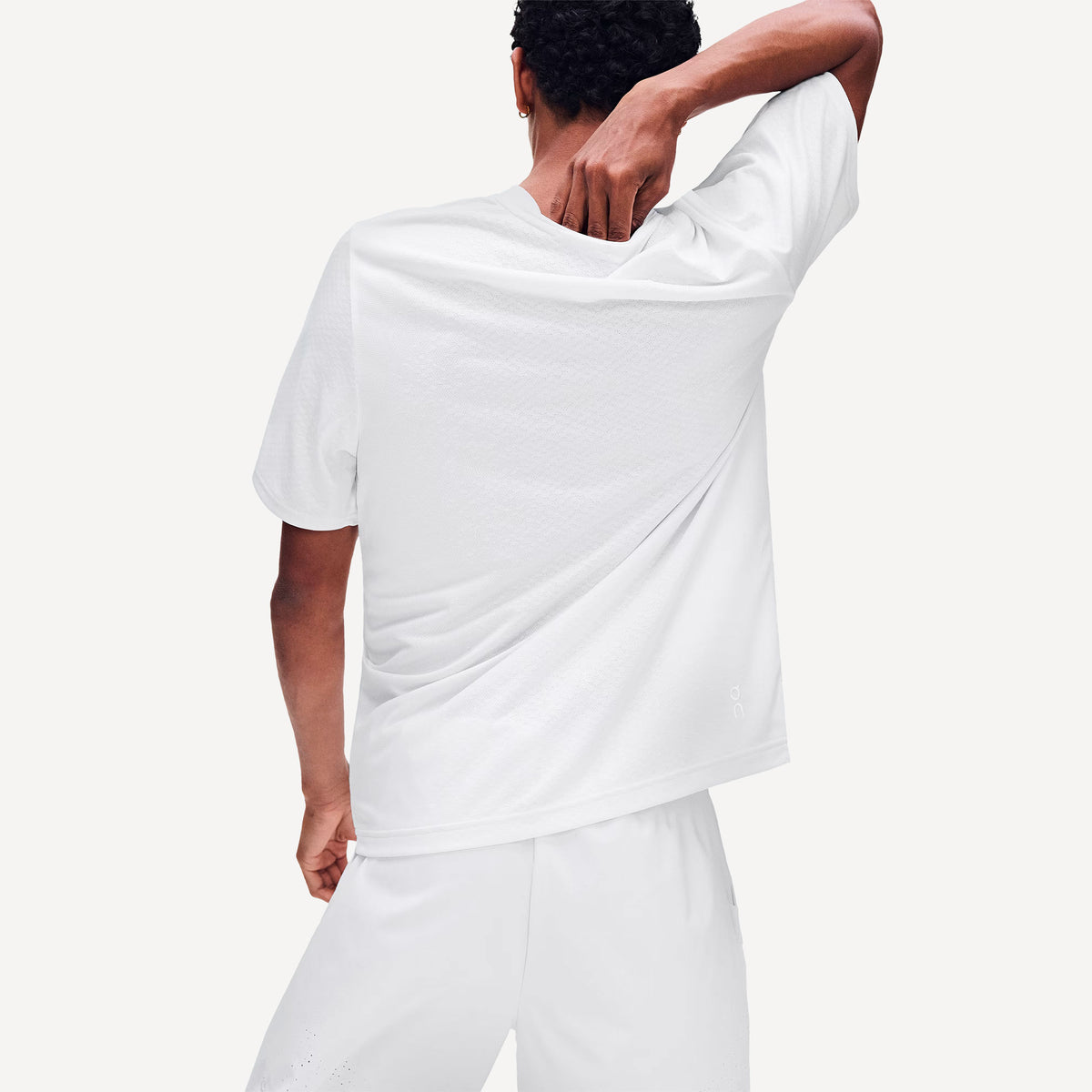 On Court Men's Edit London Tennis Shirt - White (6)