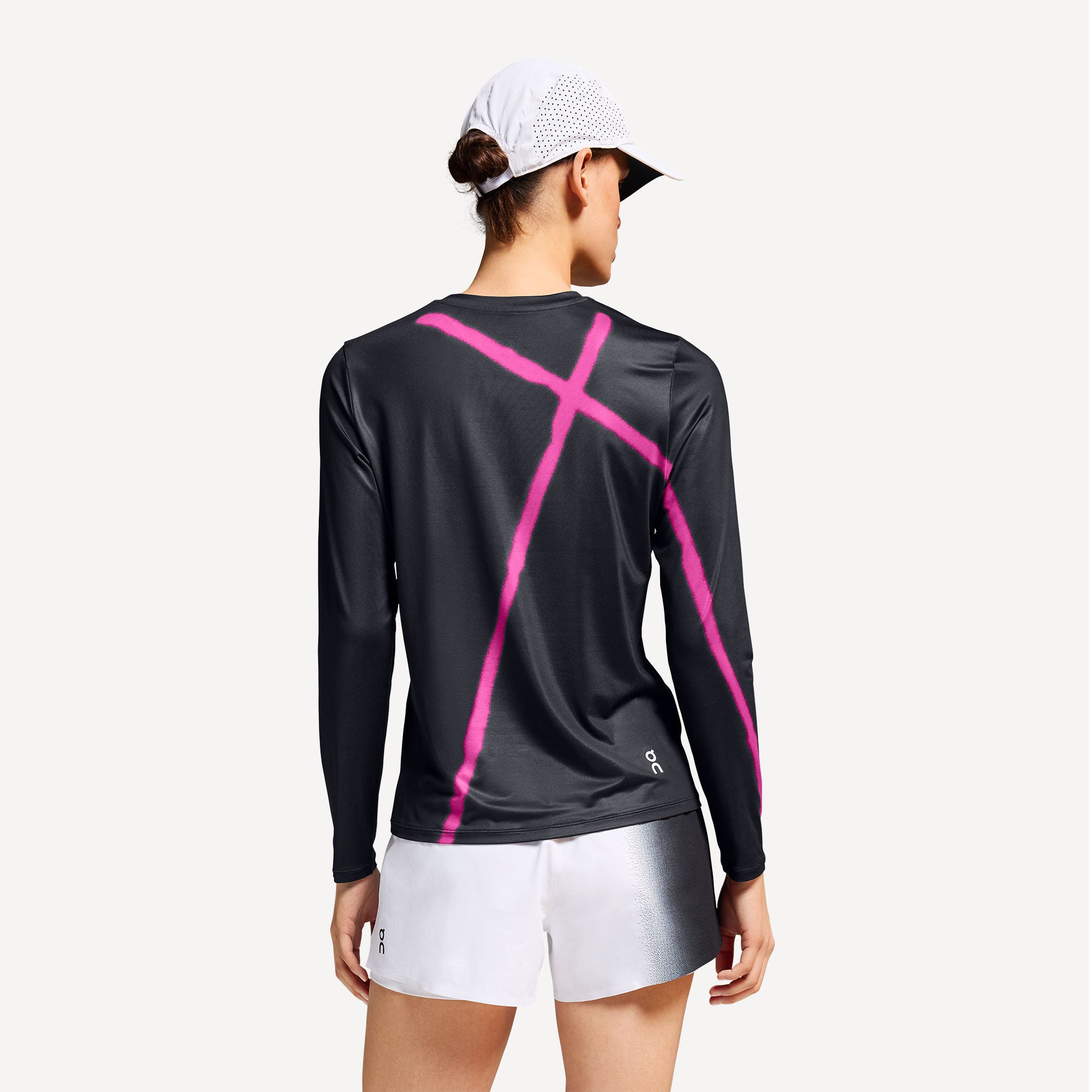 On Court Women's Long Sleeve Tennis Shirt - Black (2)