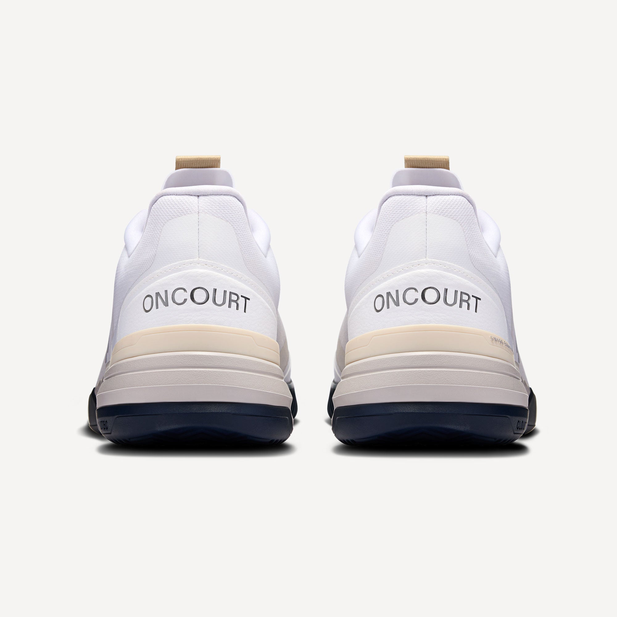 On The Roger Advantage Pro Men's Clay Court Tennis Shoes - White (6)