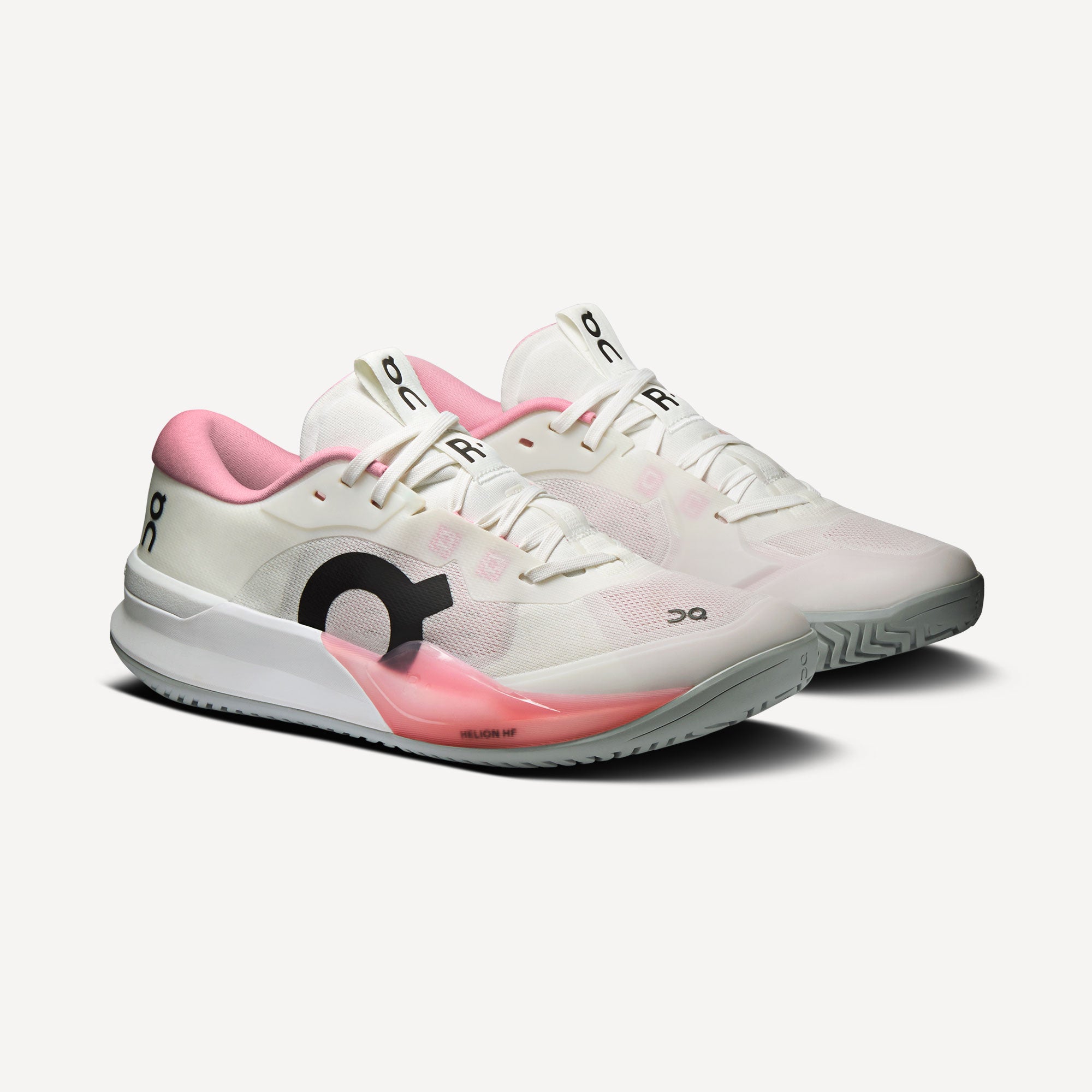 On The Roger Pro 3 Women's Clay Court Tennis Shoes - White (4)