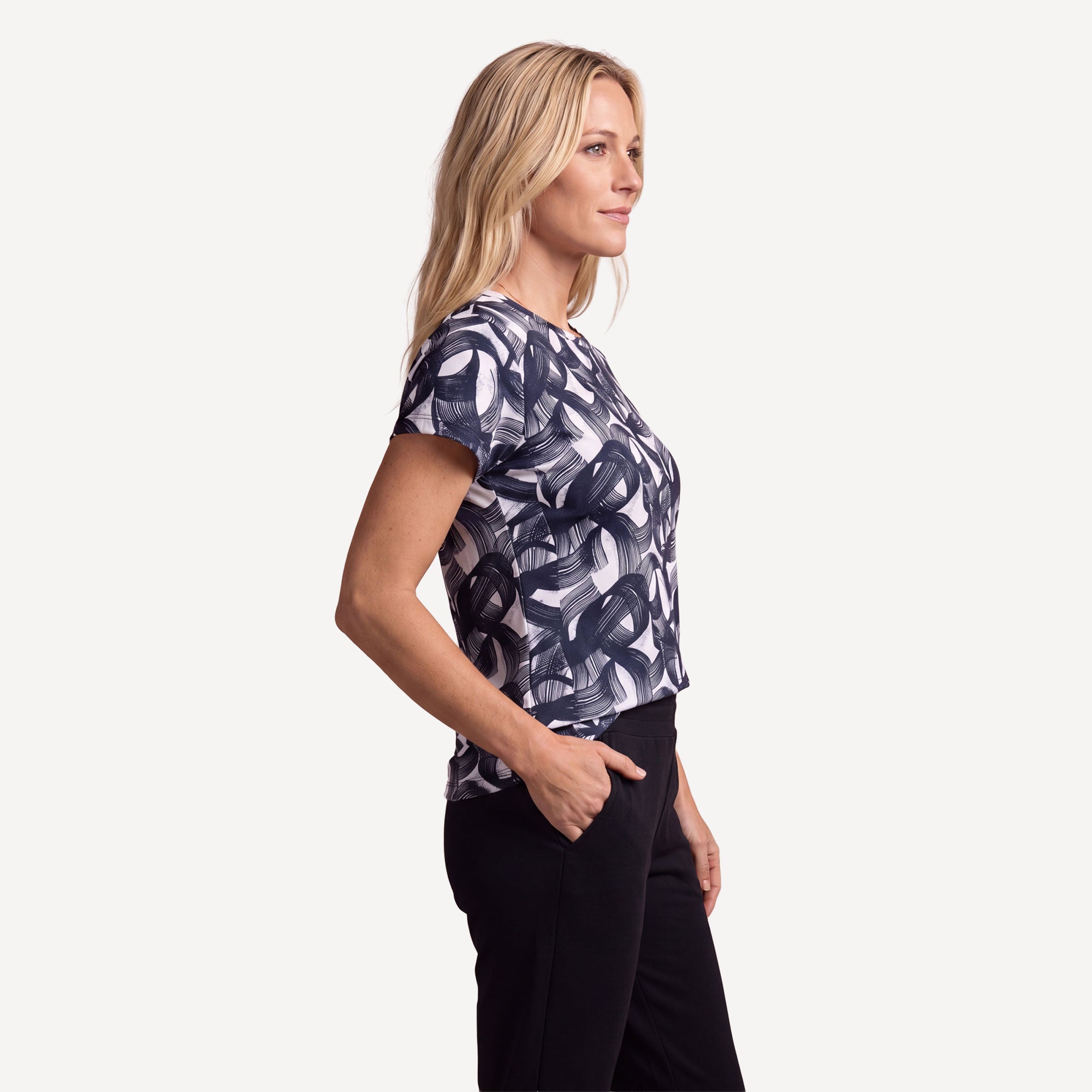 Sjeng Sports Idola Women's Tennis Shirt - Dark Blue (3)